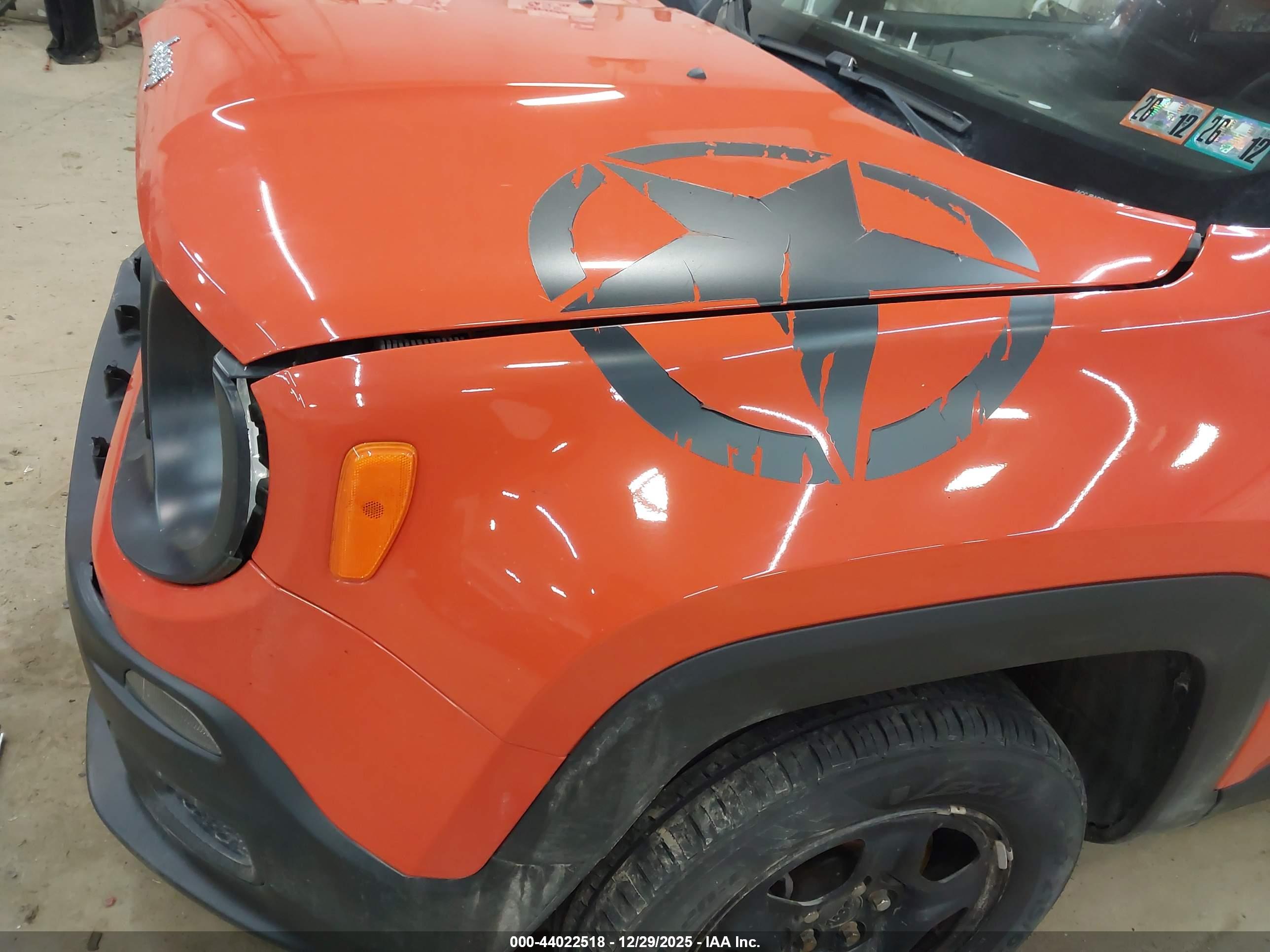 JEEP RENEGADE image 6
