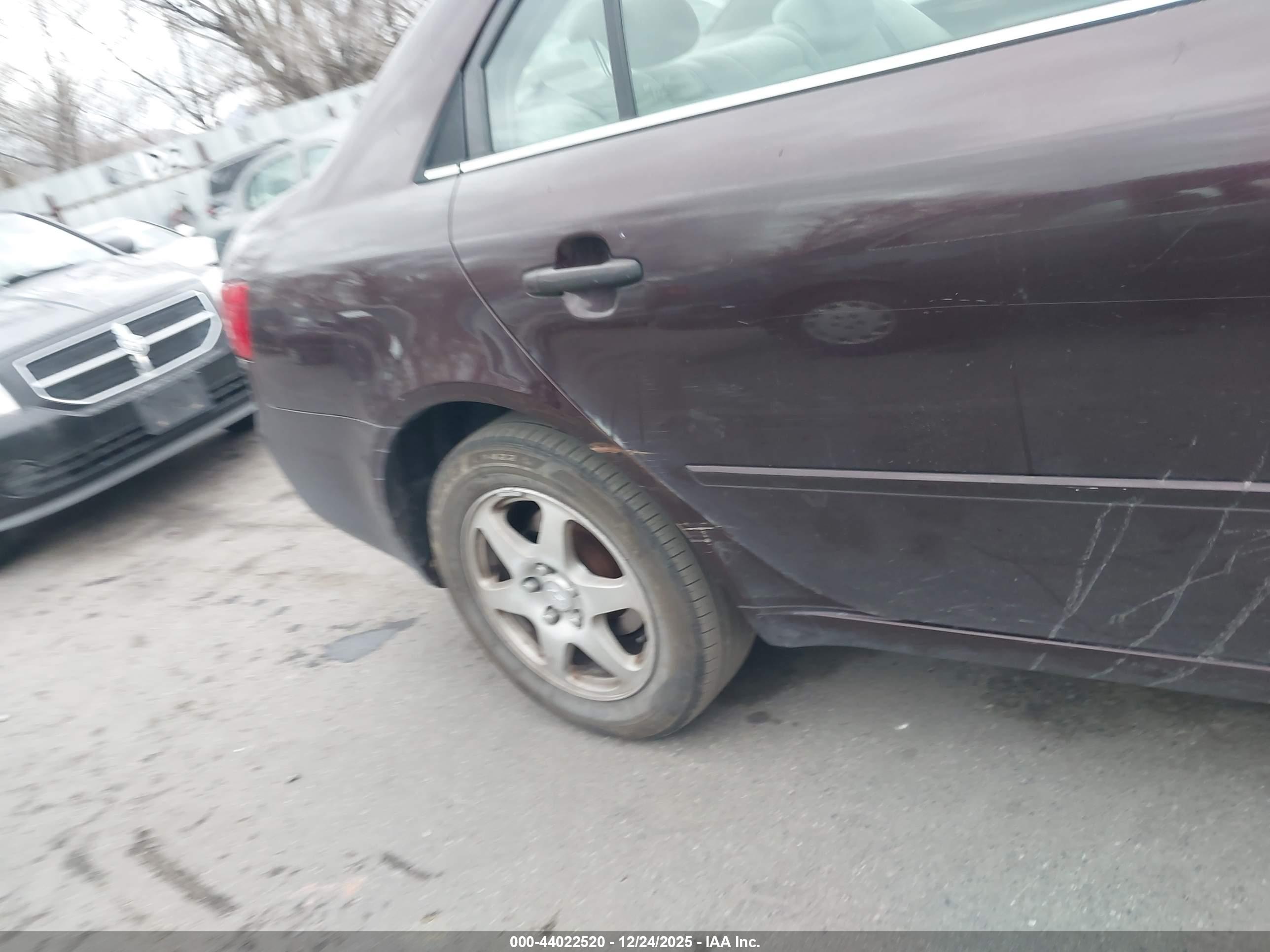 HYUNDAI SONATA image 6