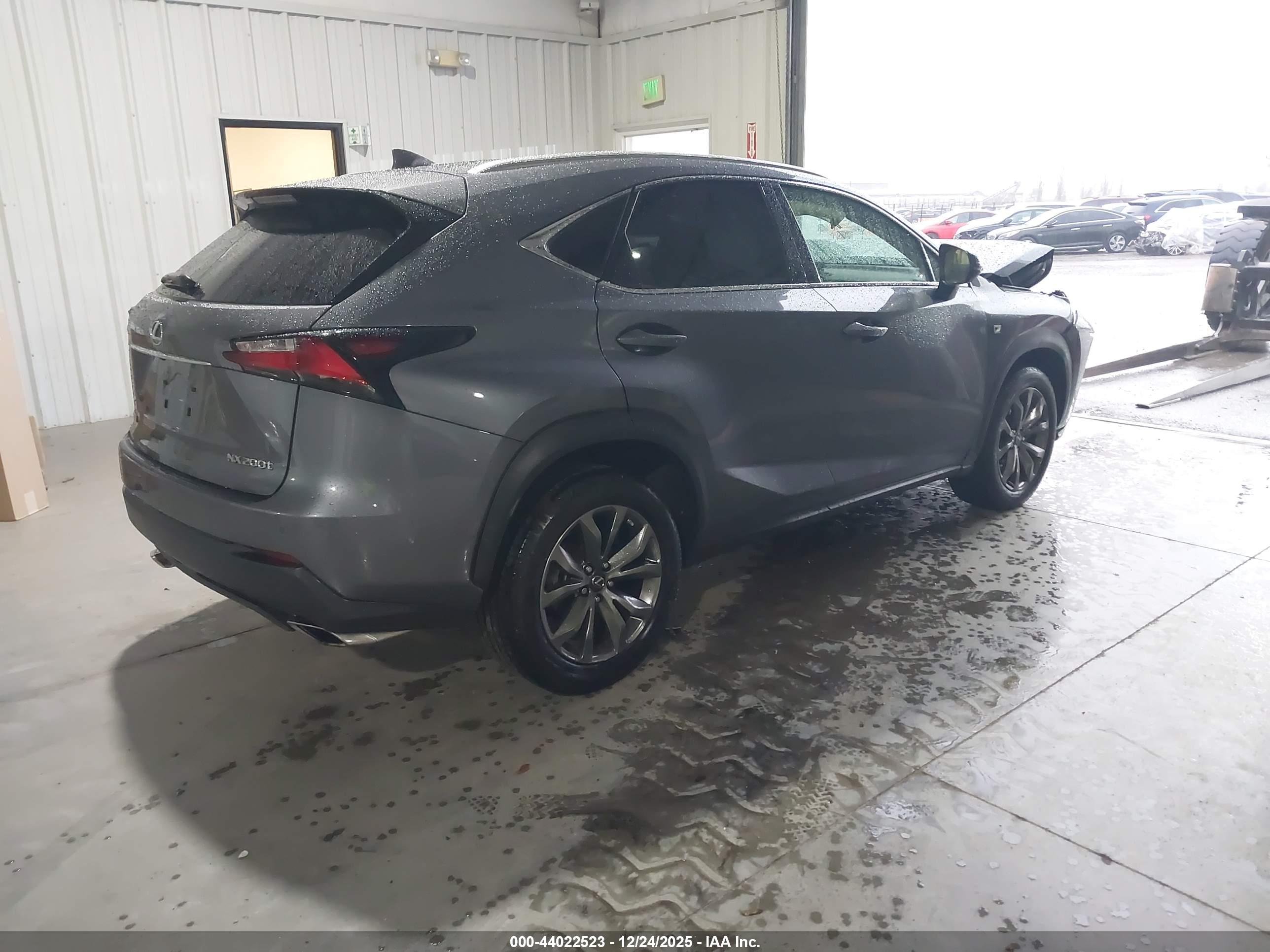 LEXUS NX image 4