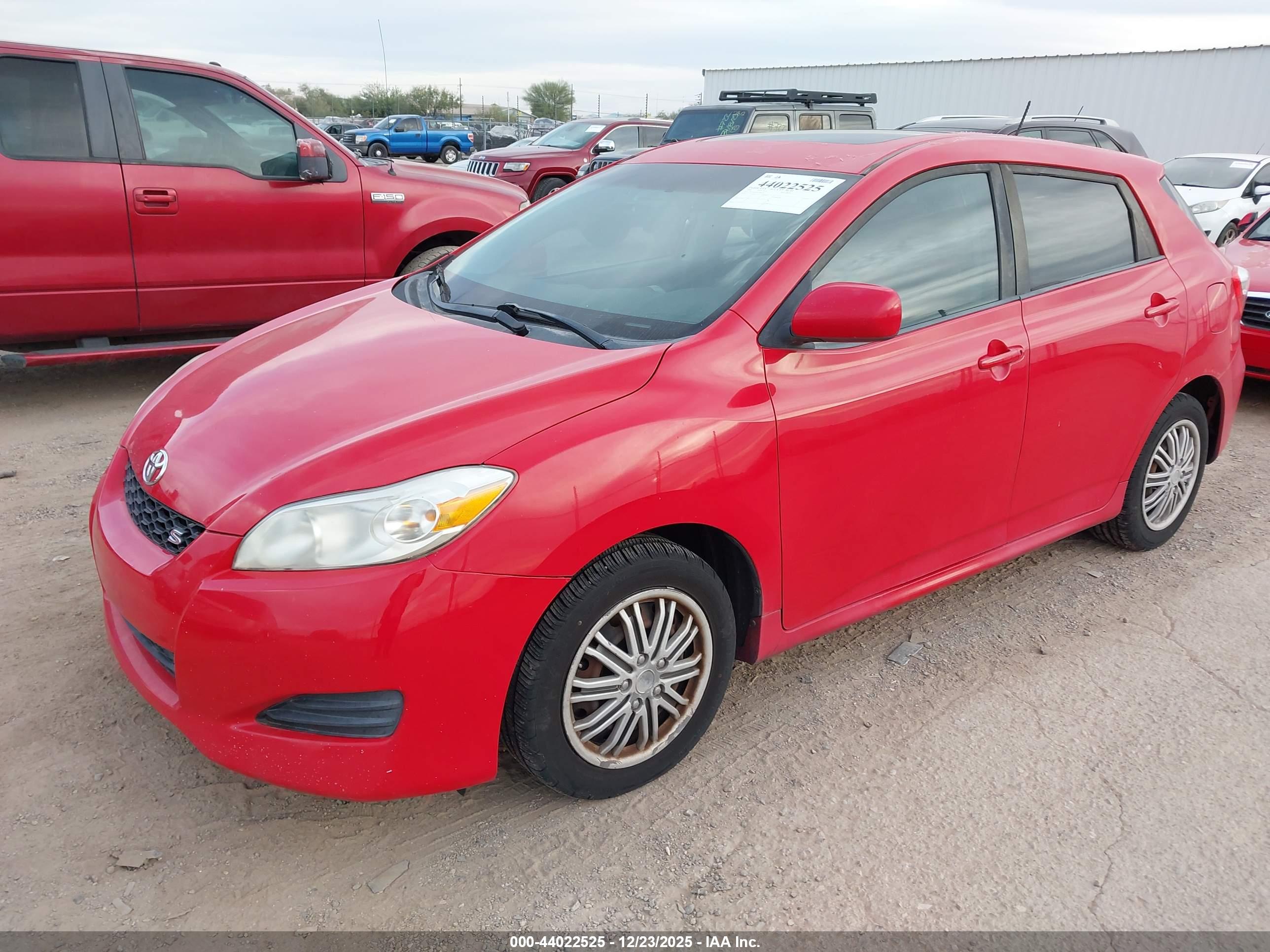 TOYOTA MATRIX image 2