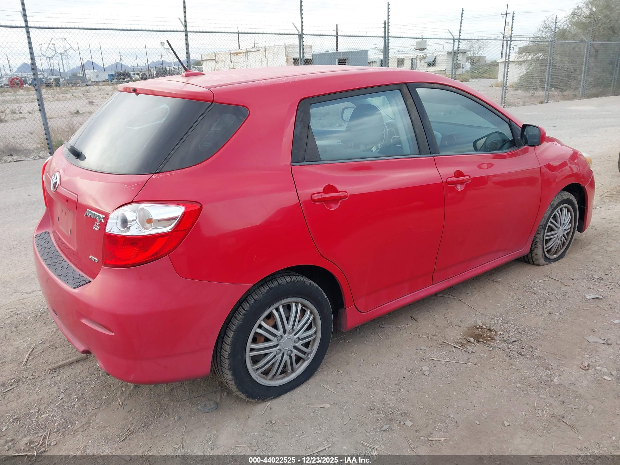 TOYOTA MATRIX image 4