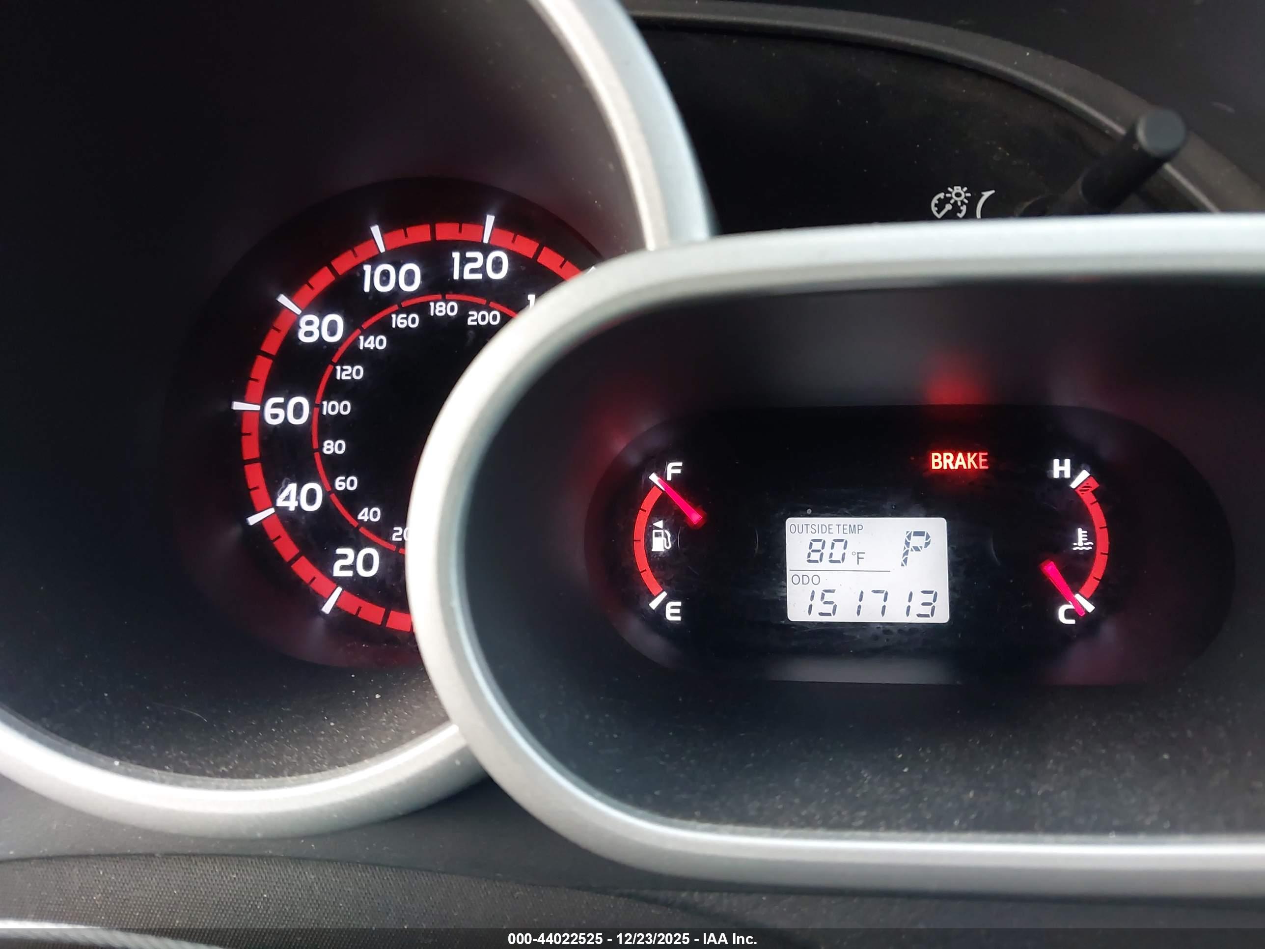 TOYOTA MATRIX image 7