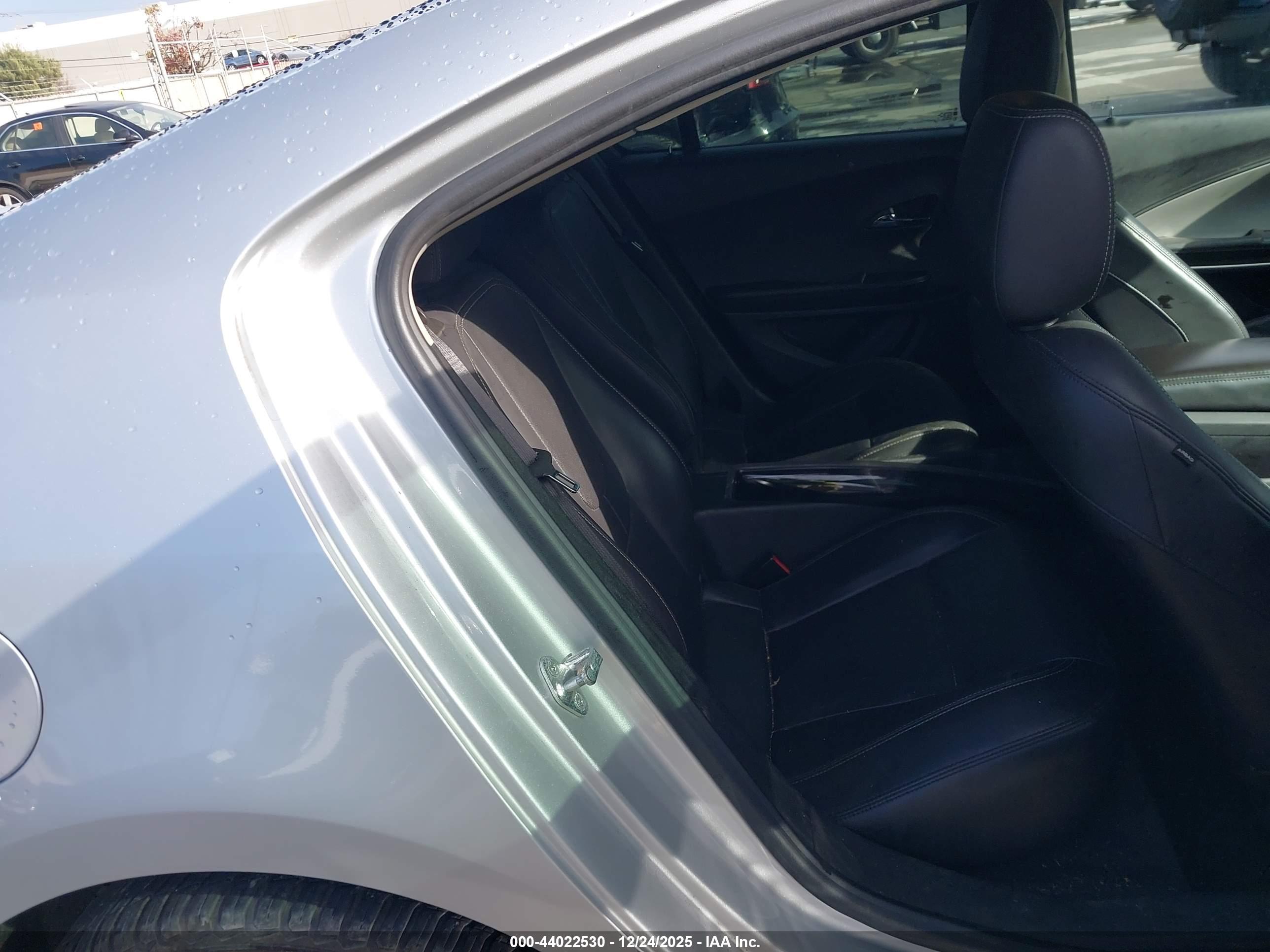 CHEVROLET VOLT image 8