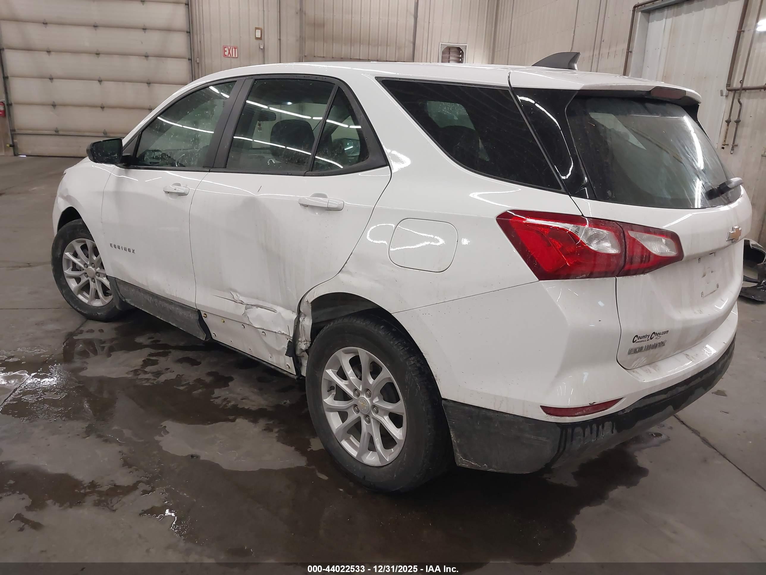 CHEVROLET EQUINOX image 3