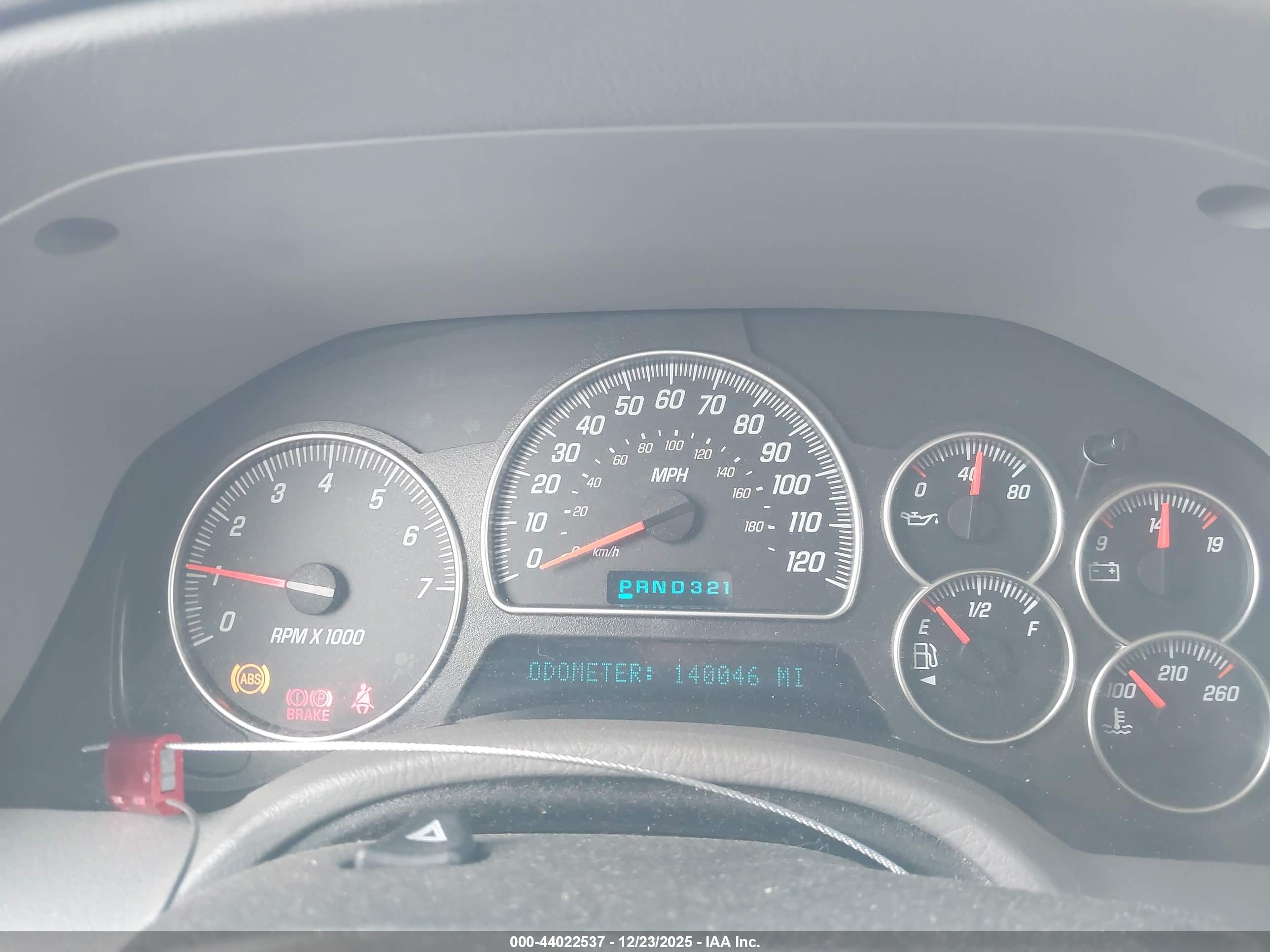 GMC ENVOY image 7