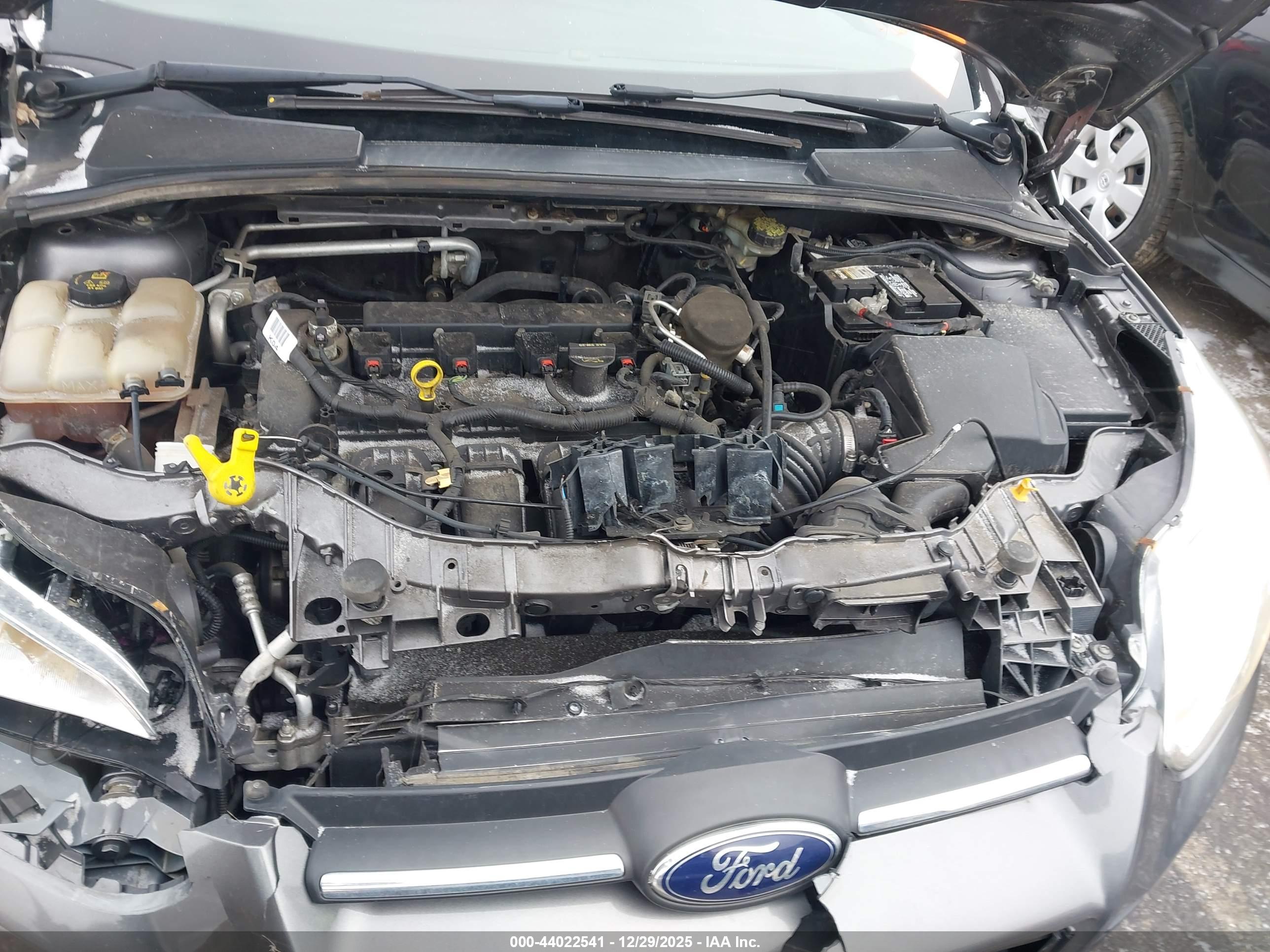 FORD FOCUS image 10
