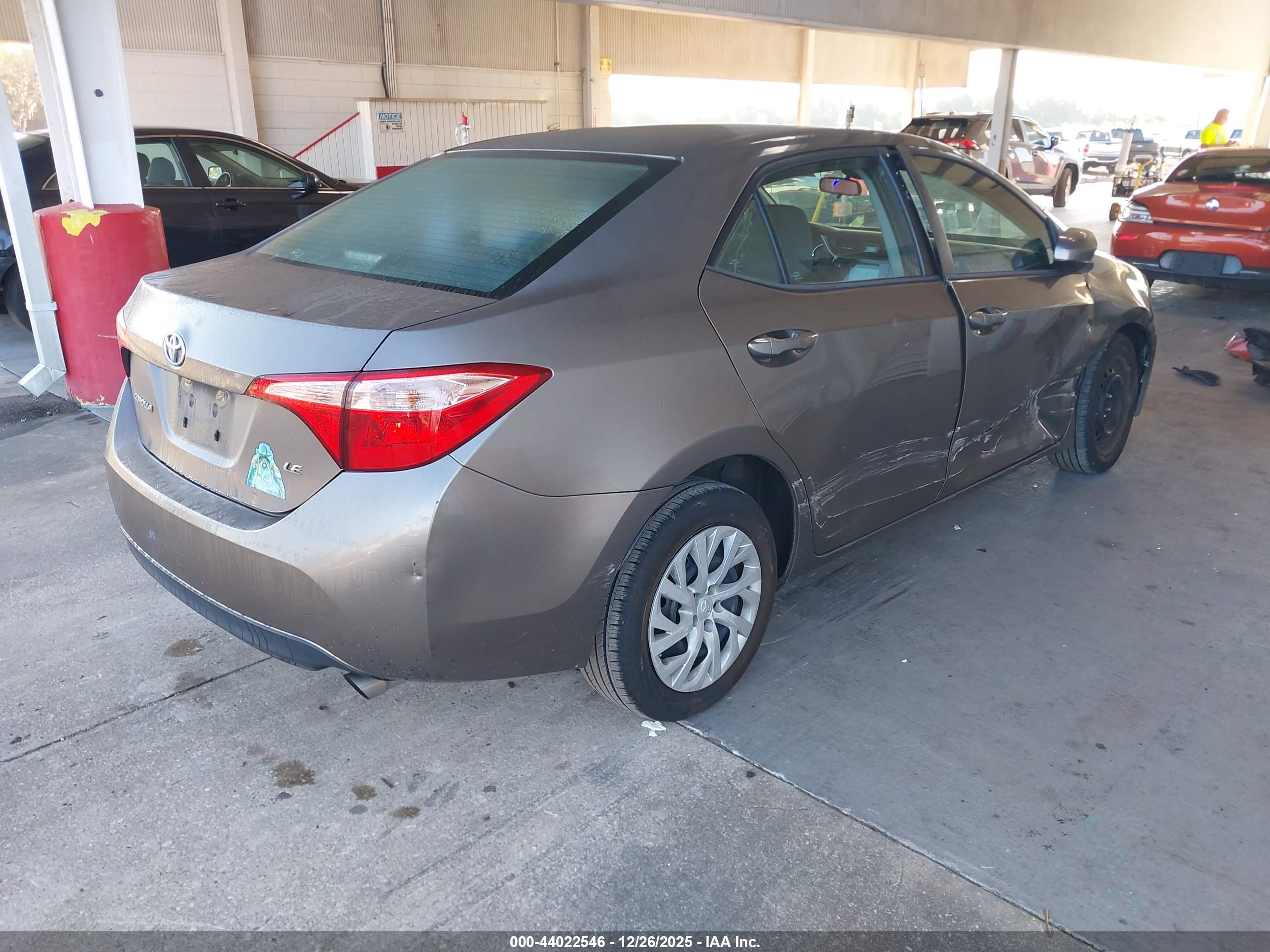 TOYOTA COROLLA image 4