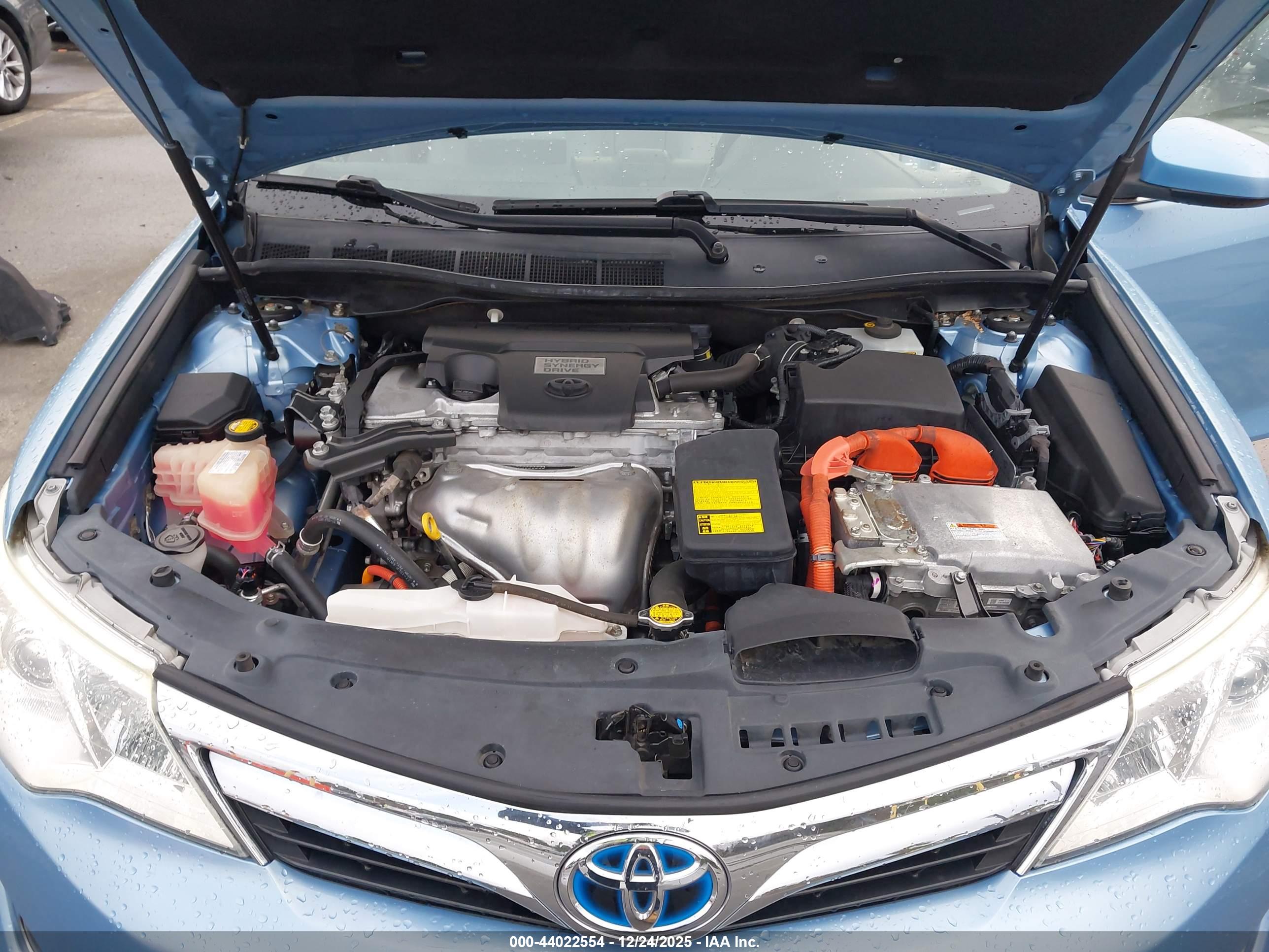 TOYOTA CAMRY image 10