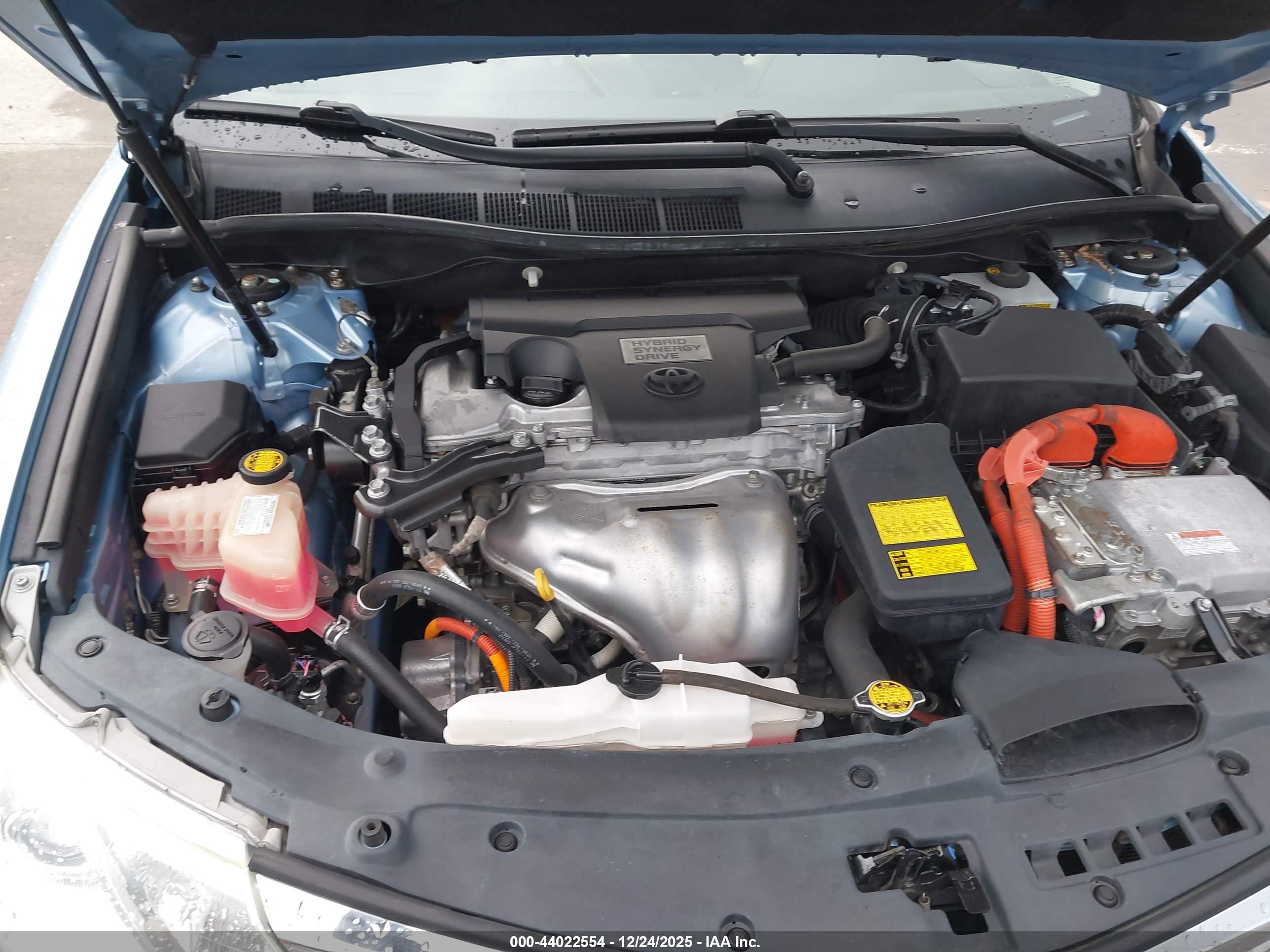 TOYOTA CAMRY image 6