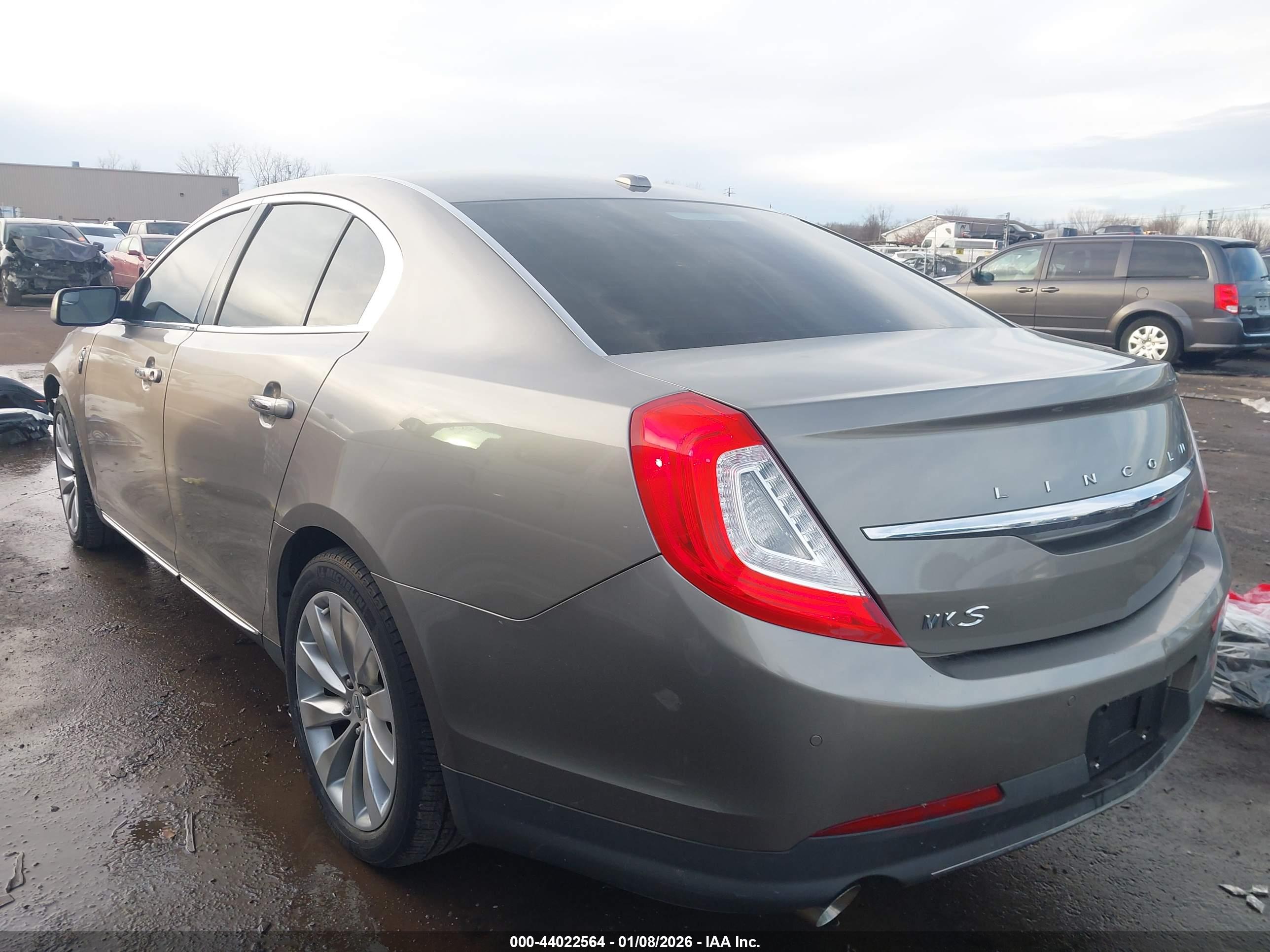 LINCOLN MKS image 3
