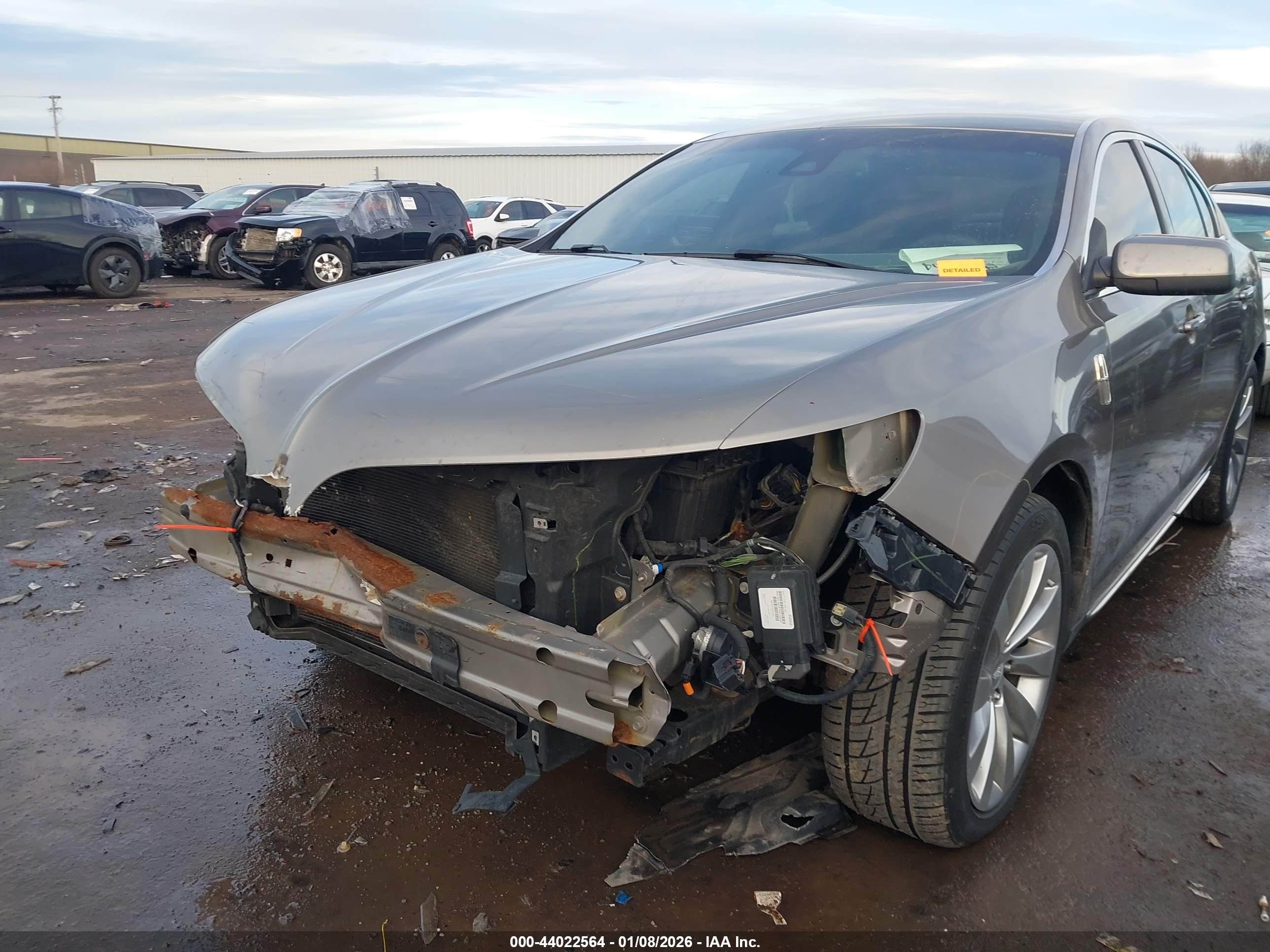 LINCOLN MKS image 6