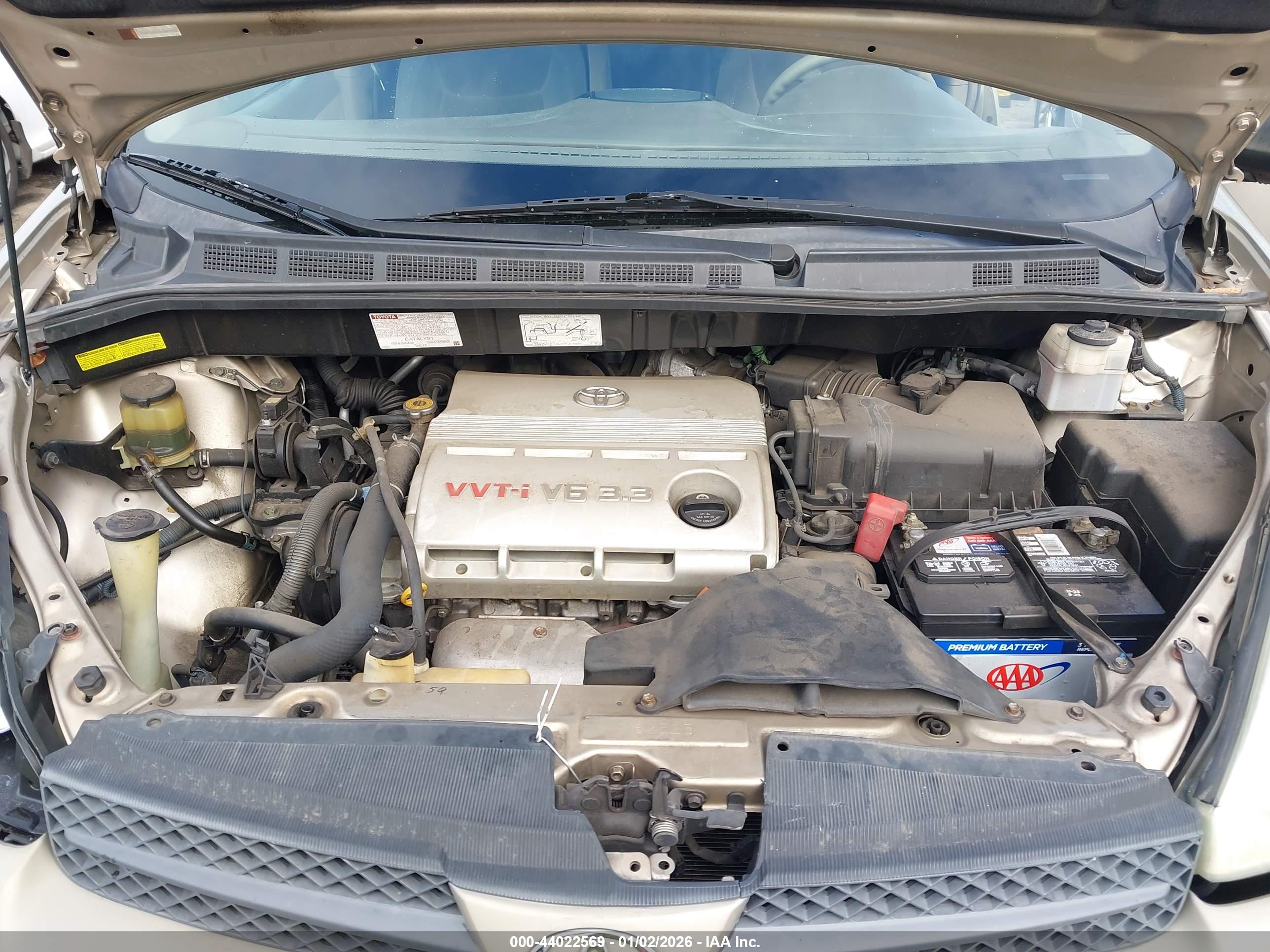 TOYOTA SIENNA image 10