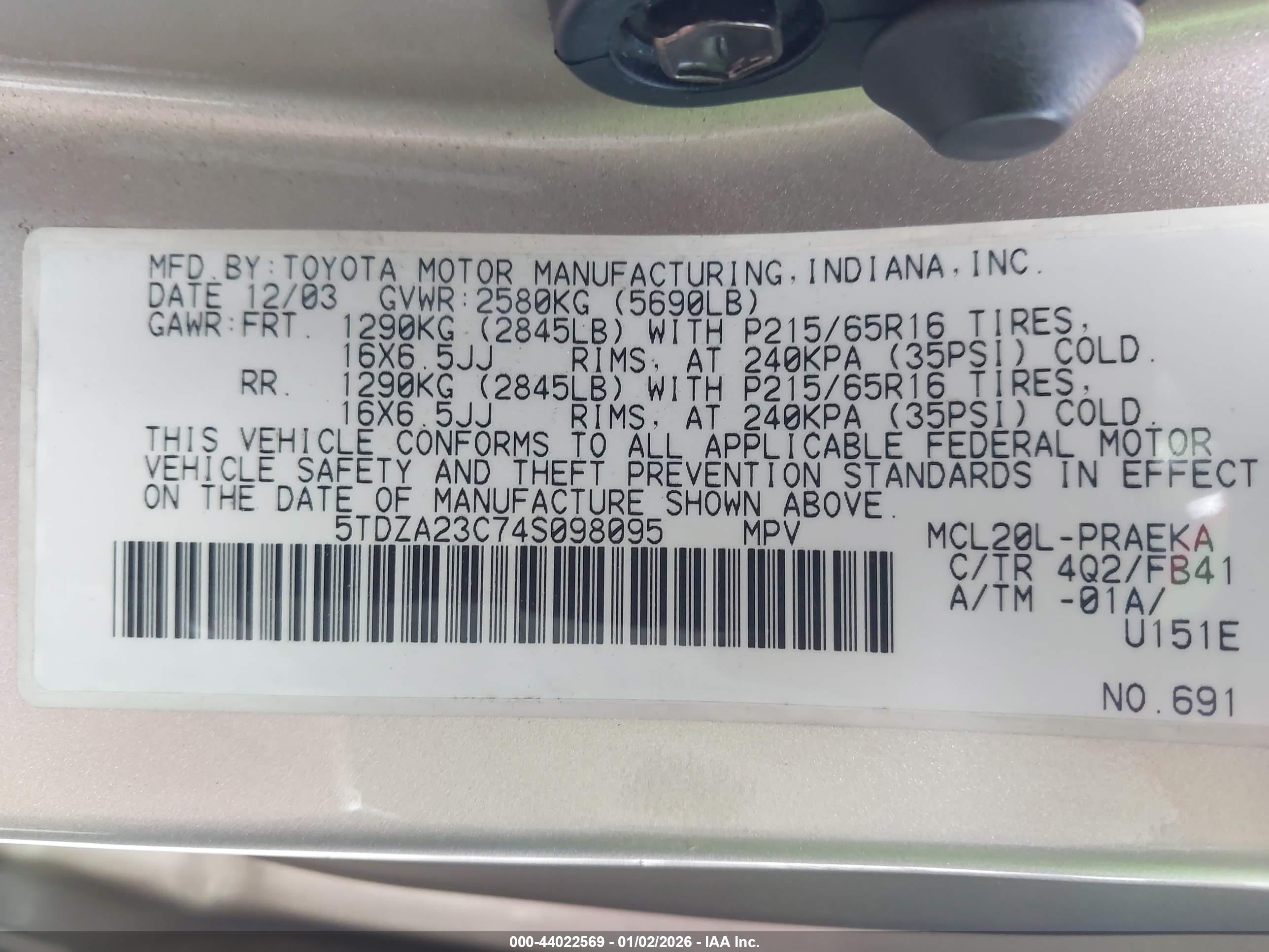 TOYOTA SIENNA image 9