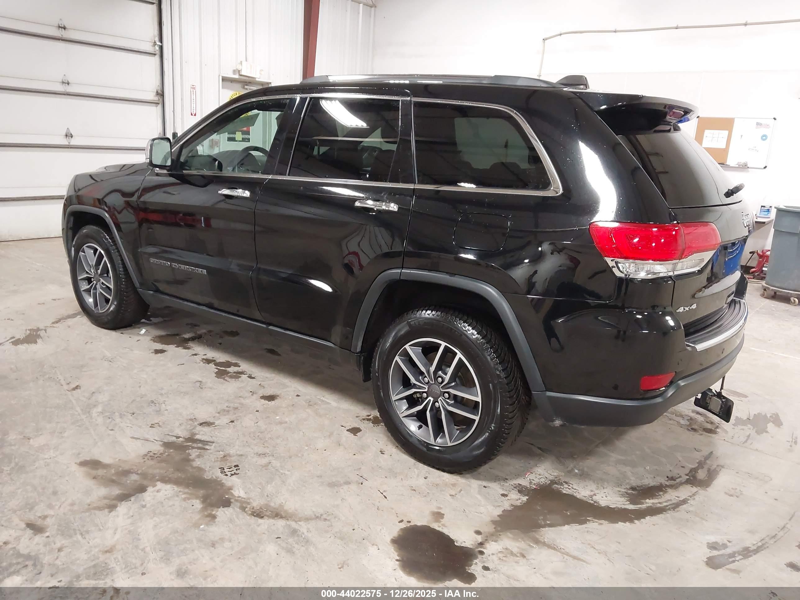 JEEP GRAND image 3