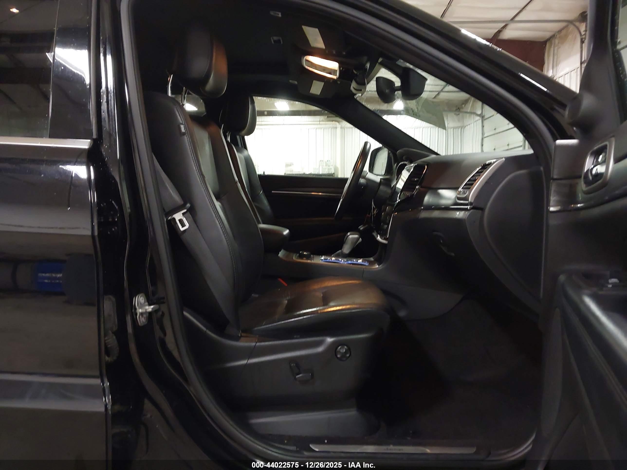 JEEP GRAND image 5
