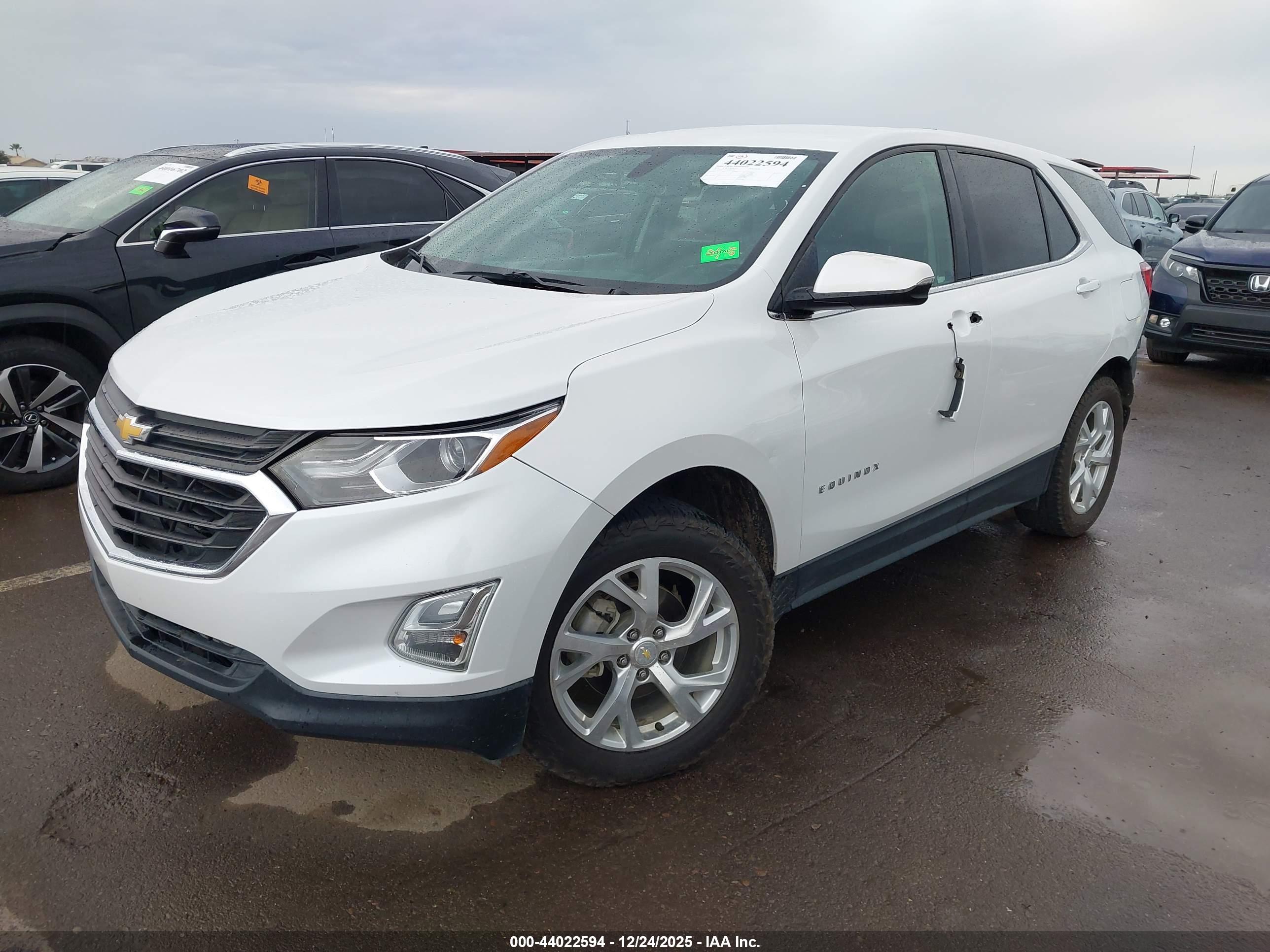 CHEVROLET EQUINOX image 2