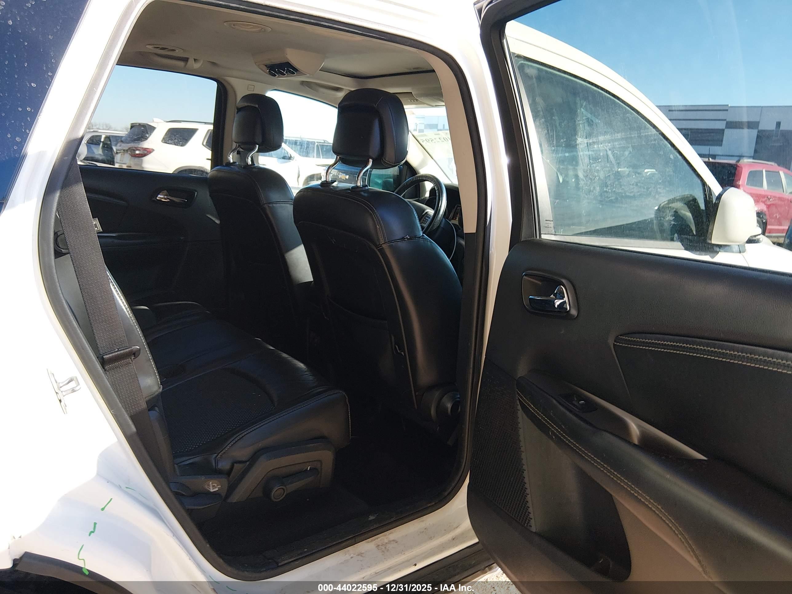 DODGE JOURNEY image 8
