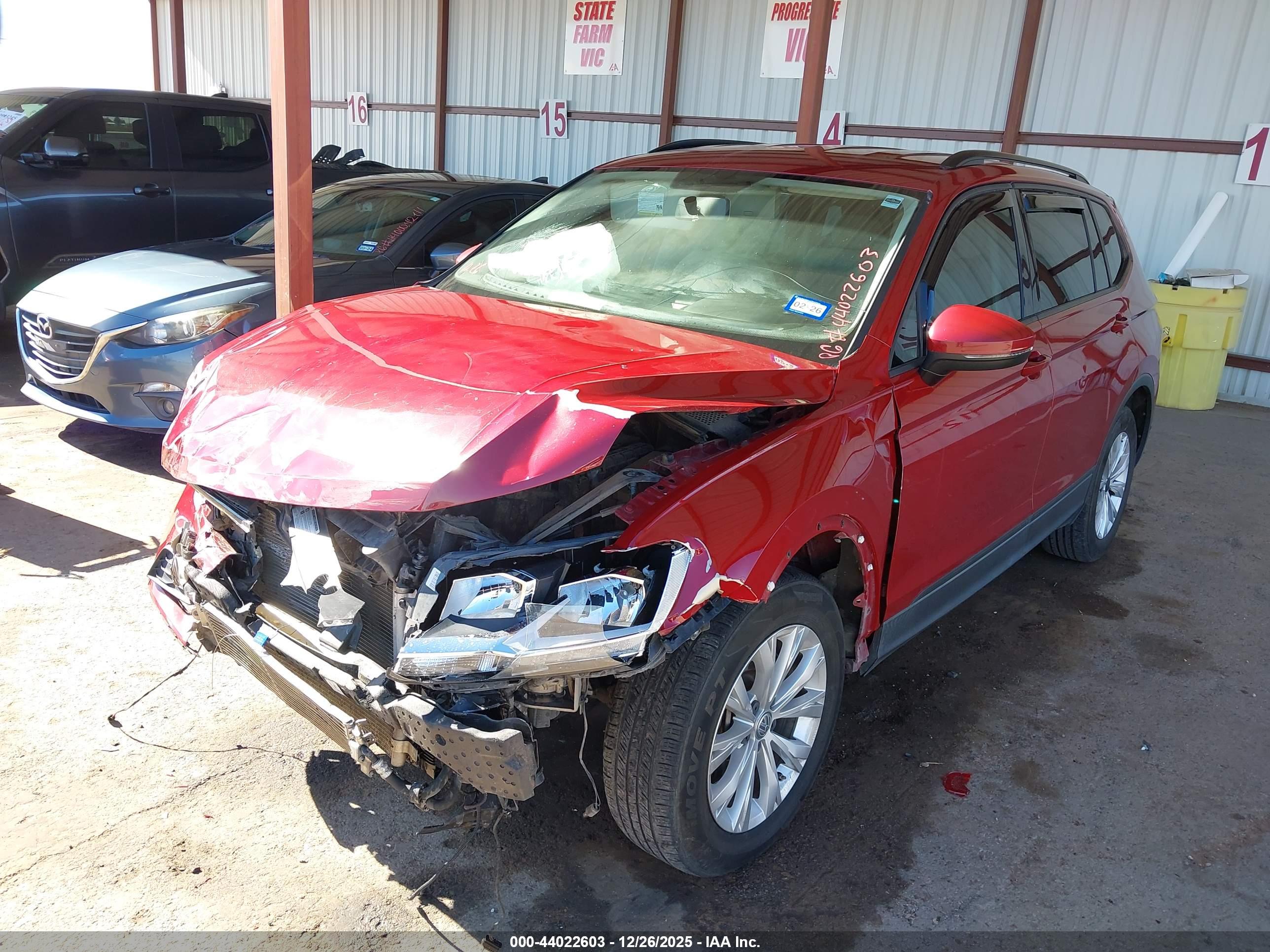 VOLKSWAGEN TIGUAN image 2