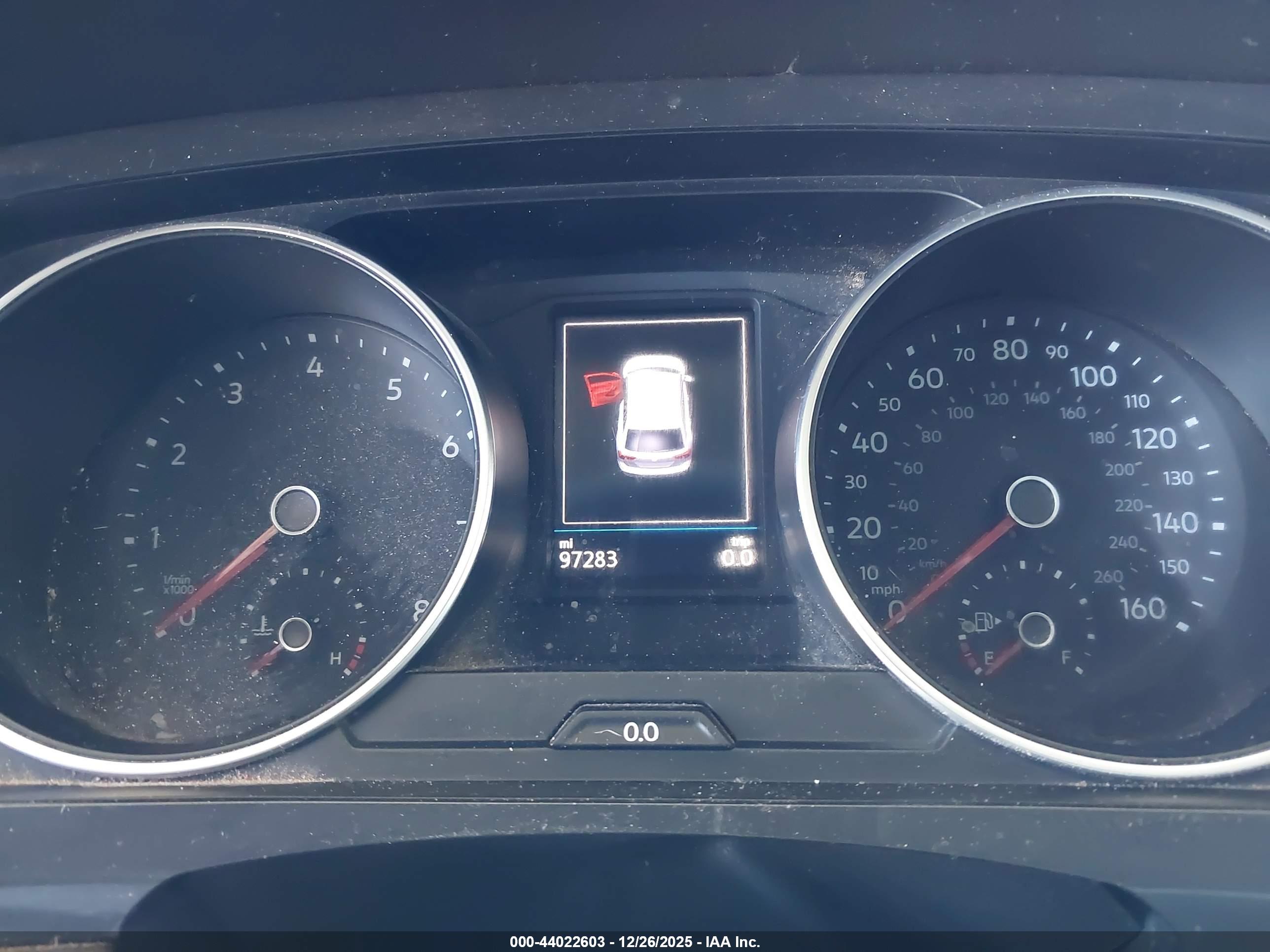 VOLKSWAGEN TIGUAN image 7