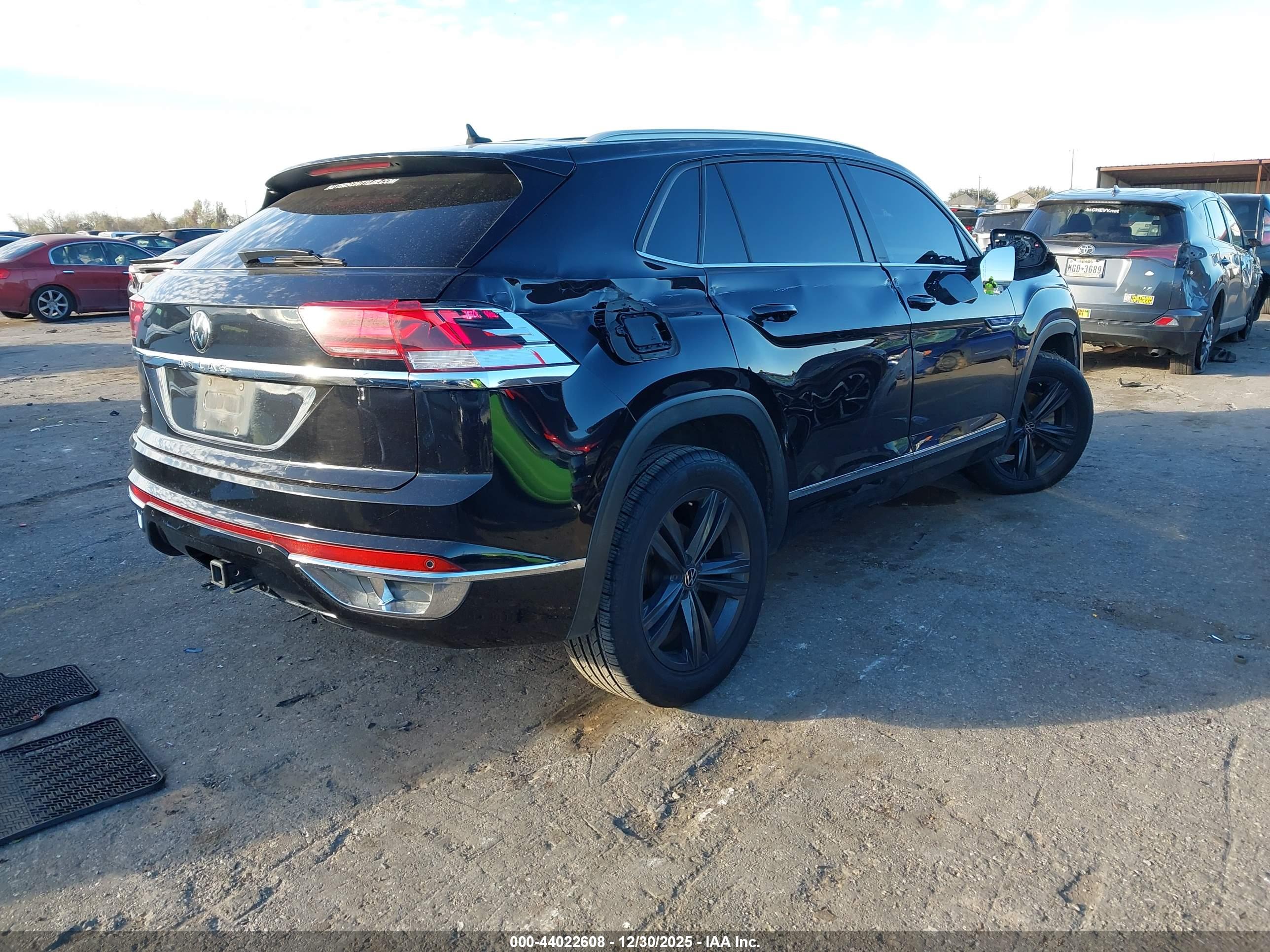 VOLKSWAGEN ATLAS image 4