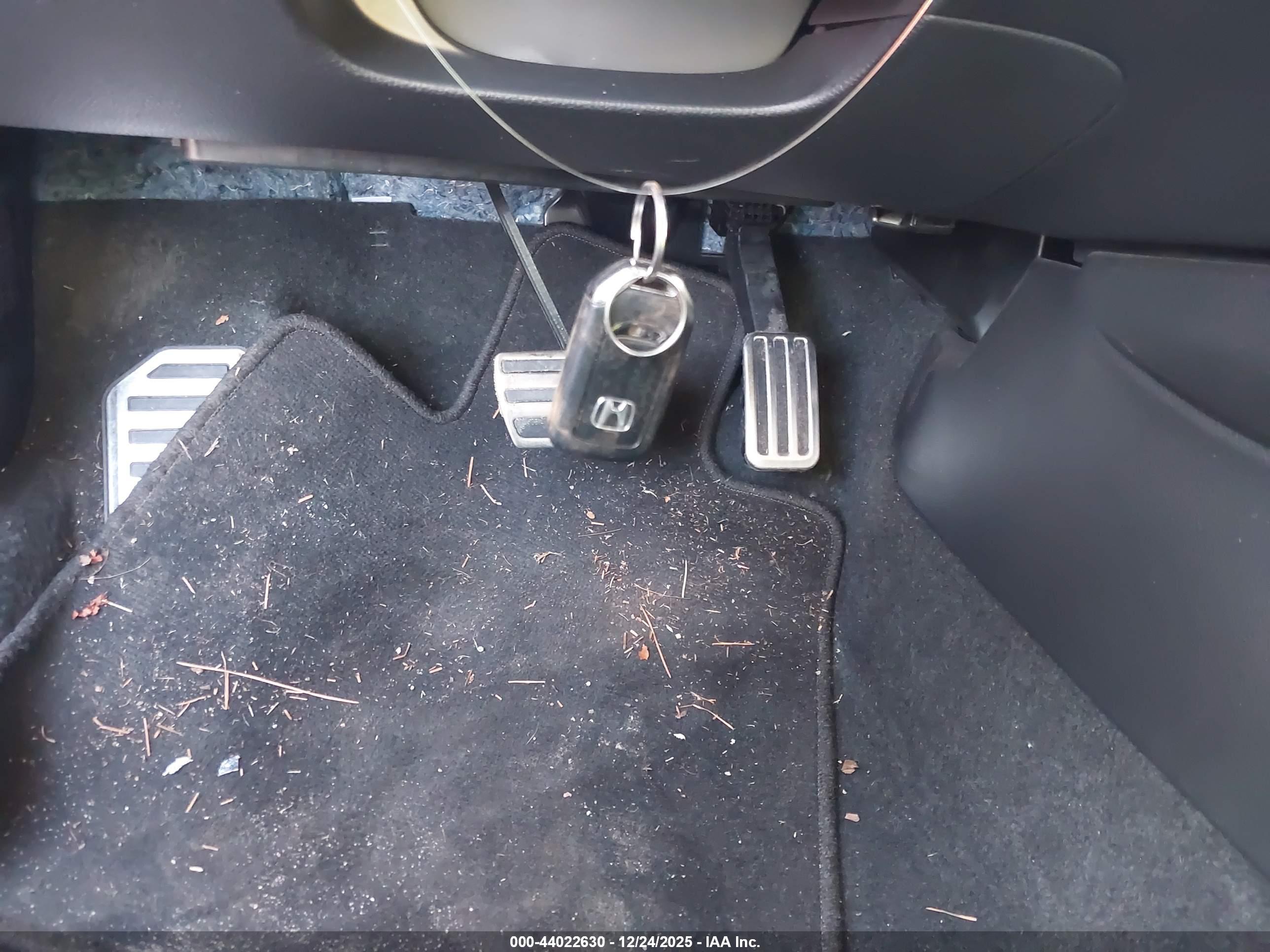 HONDA ACCORD image 11