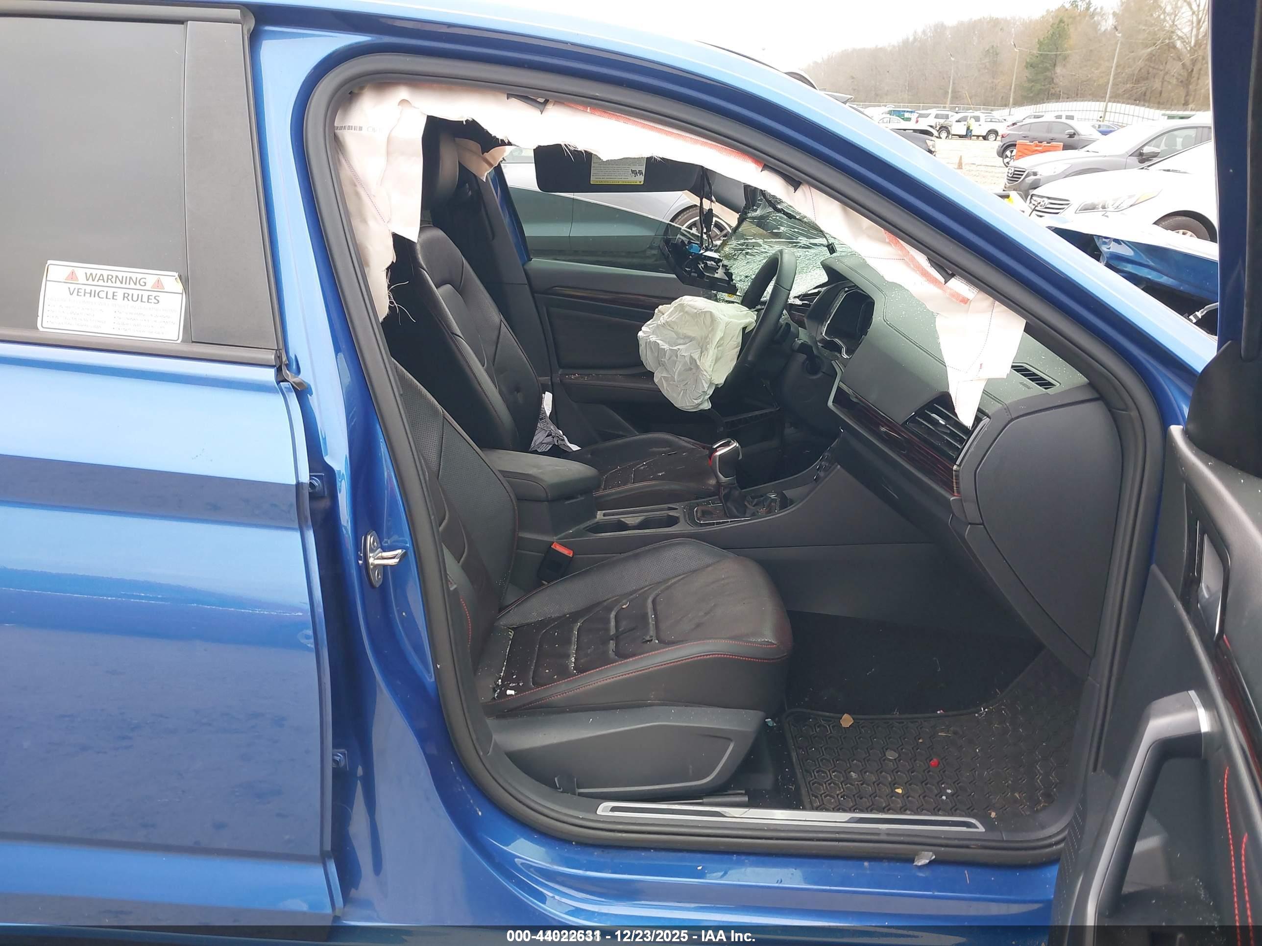 VOLKSWAGEN JETTA image 5