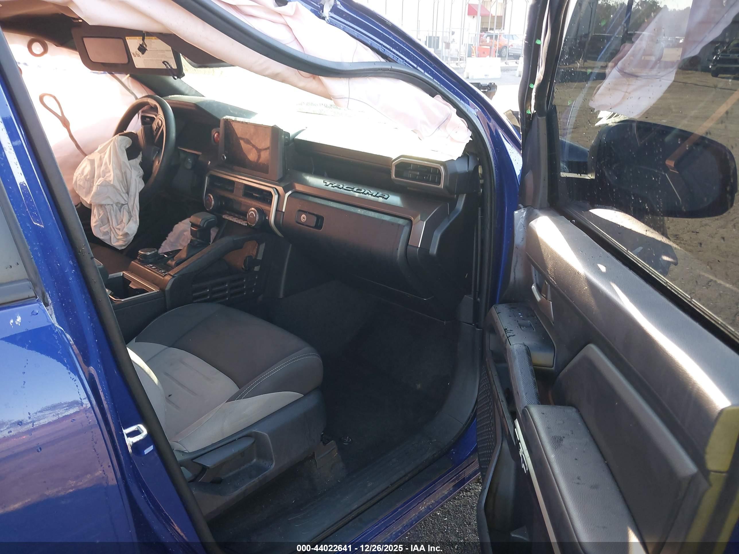 TOYOTA TACOMA image 5