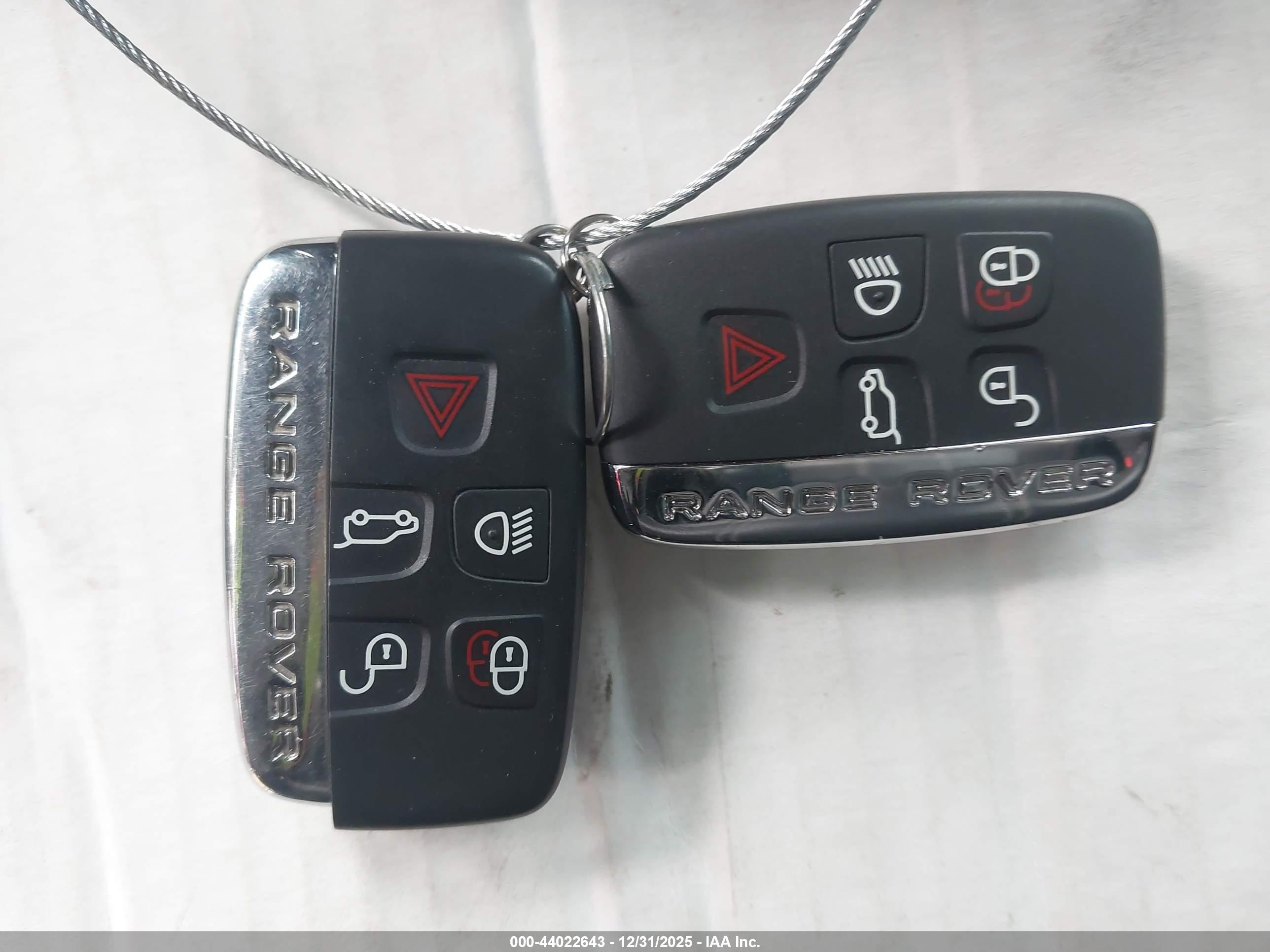 LAND ROVER image 11