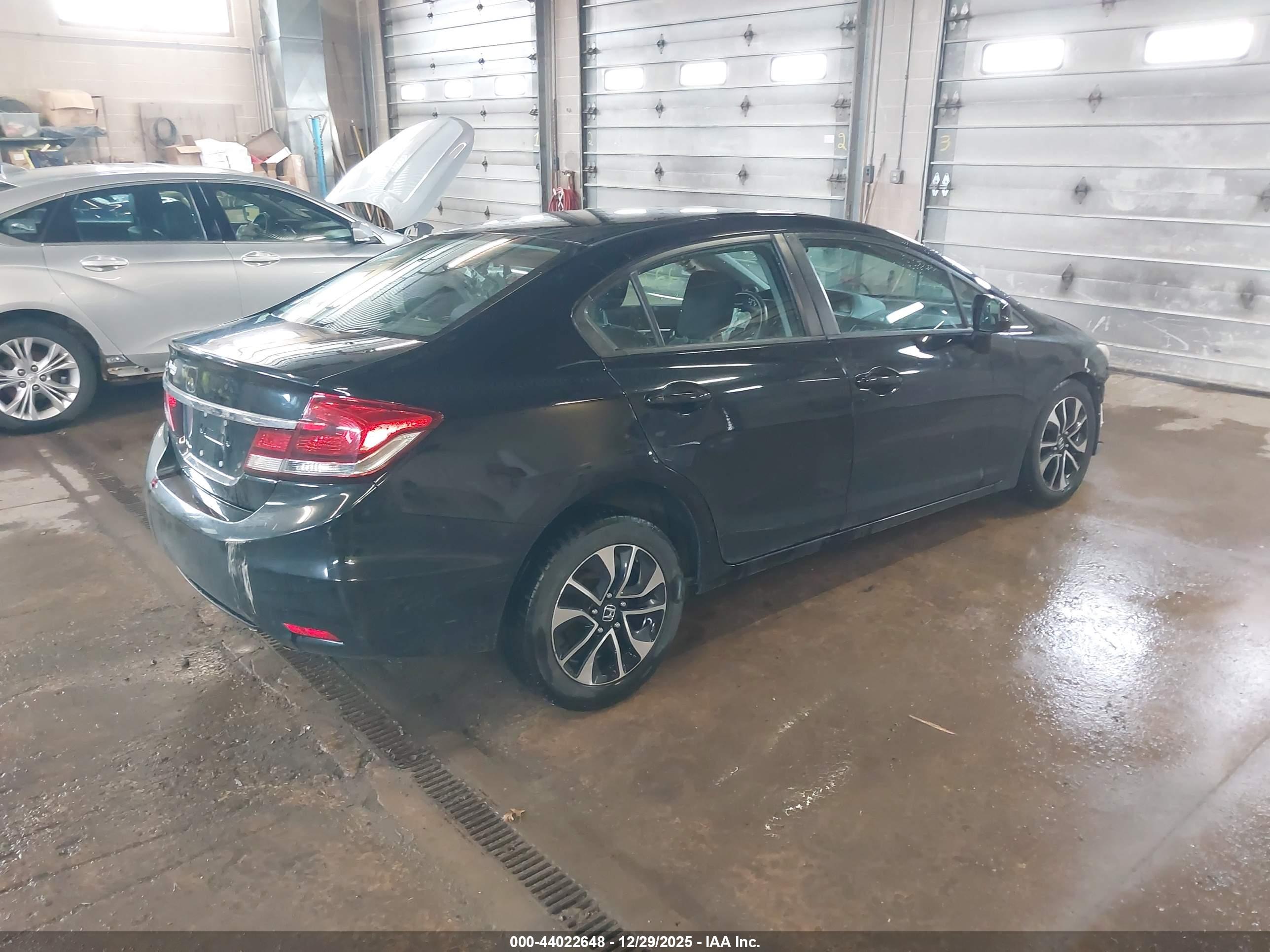 HONDA CIVIC image 4