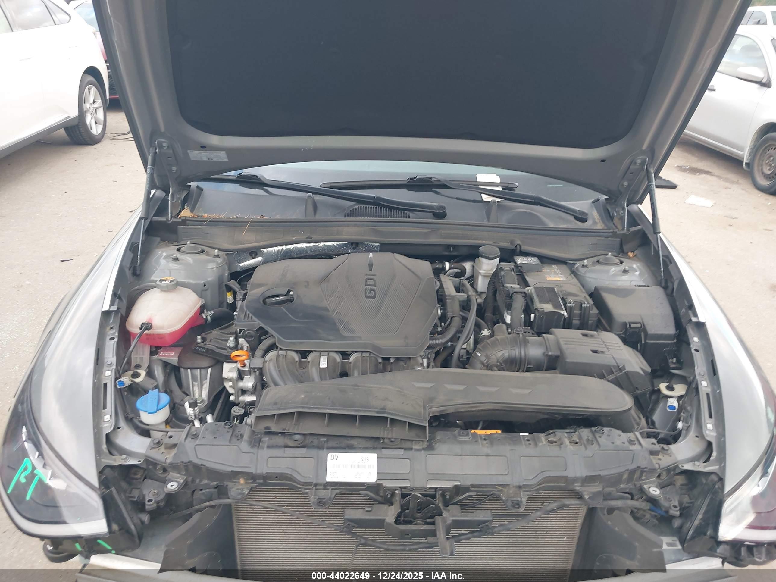 HYUNDAI SONATA image 10