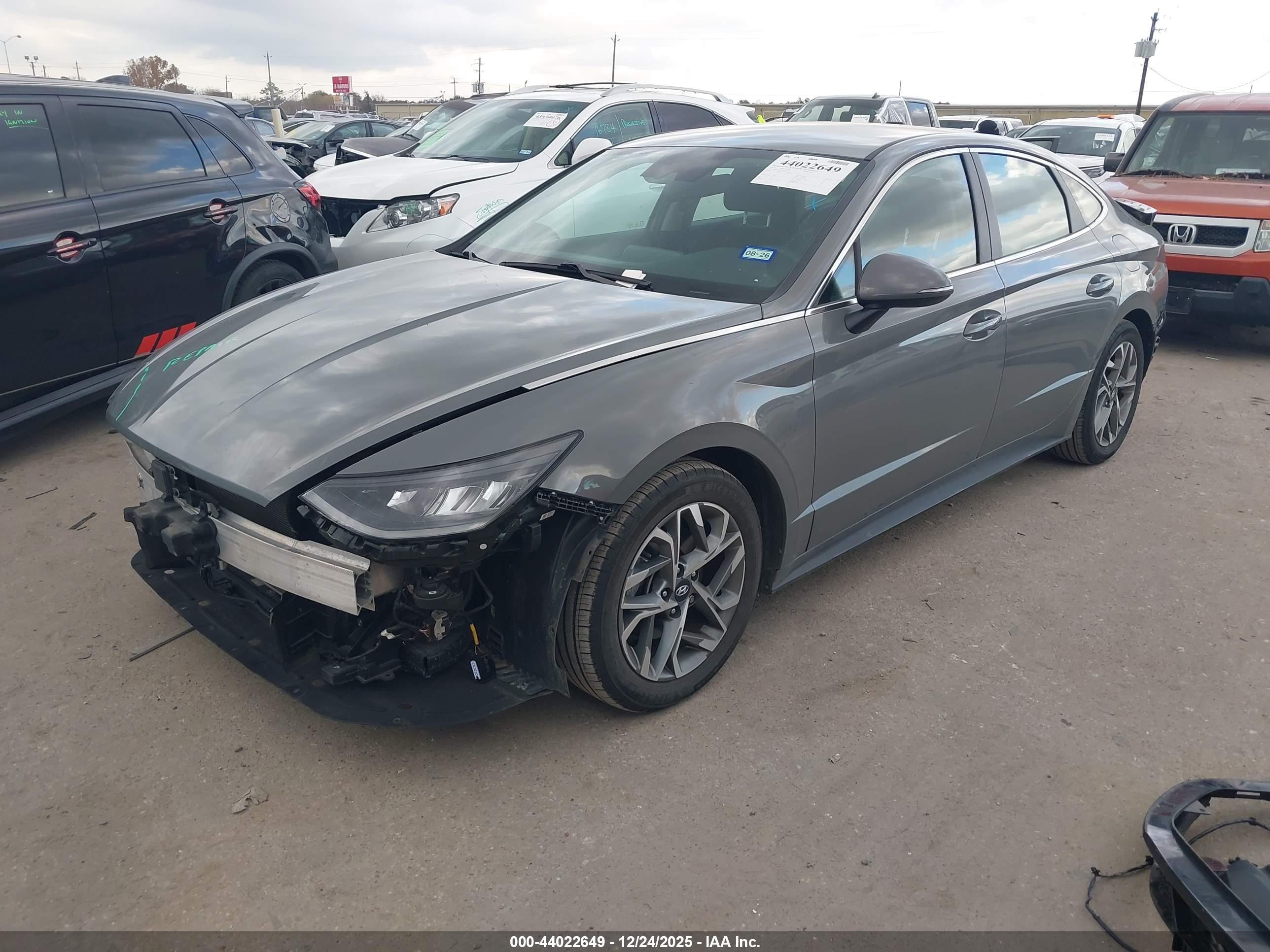 HYUNDAI SONATA image 2