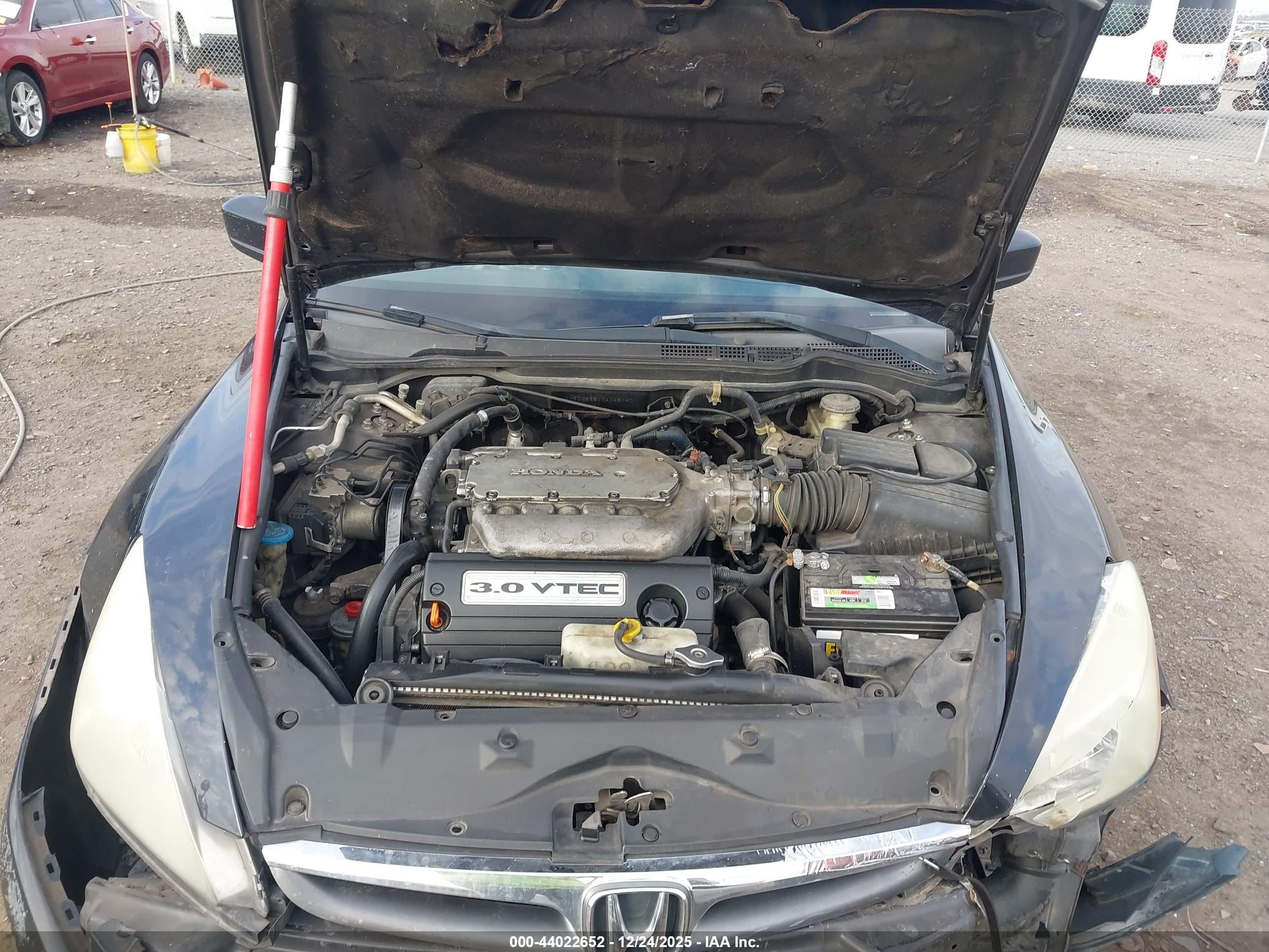 HONDA ACCORD image 10