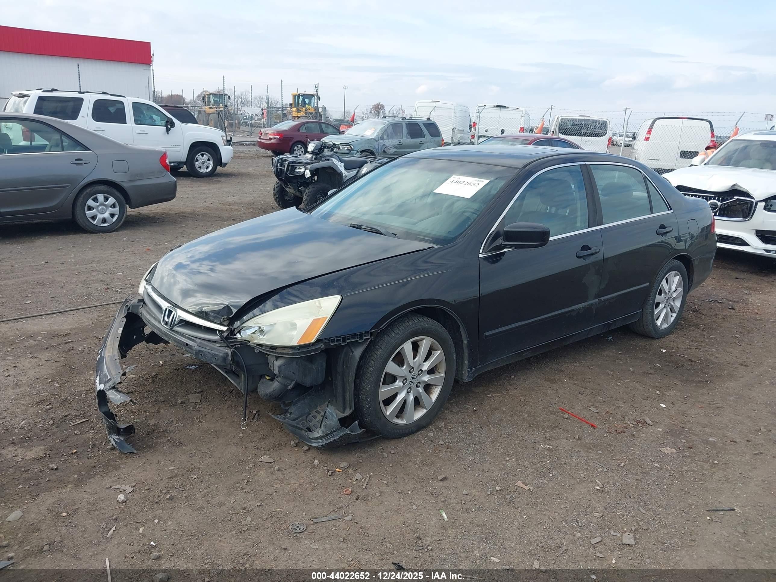 HONDA ACCORD image 2