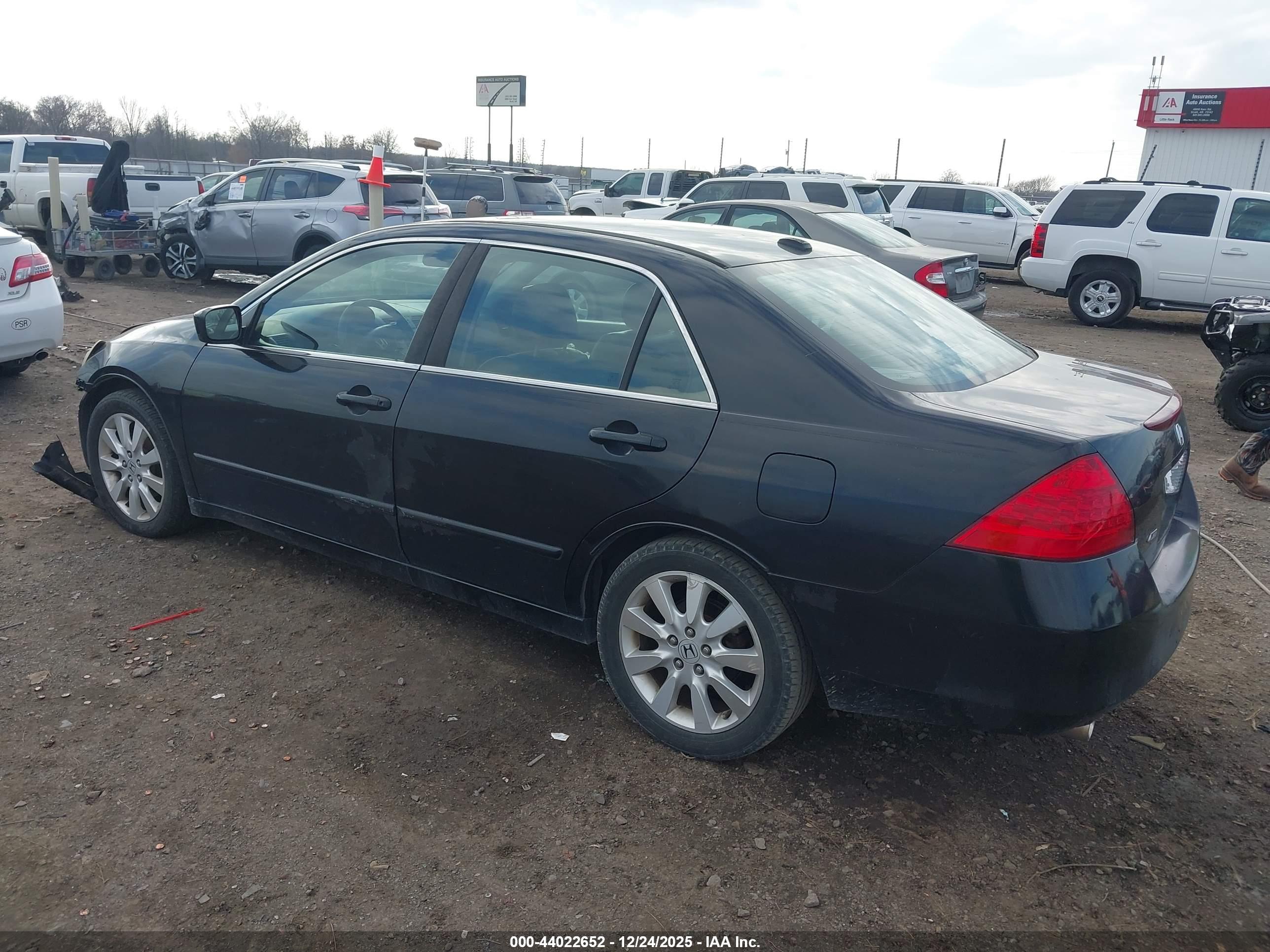 HONDA ACCORD image 3