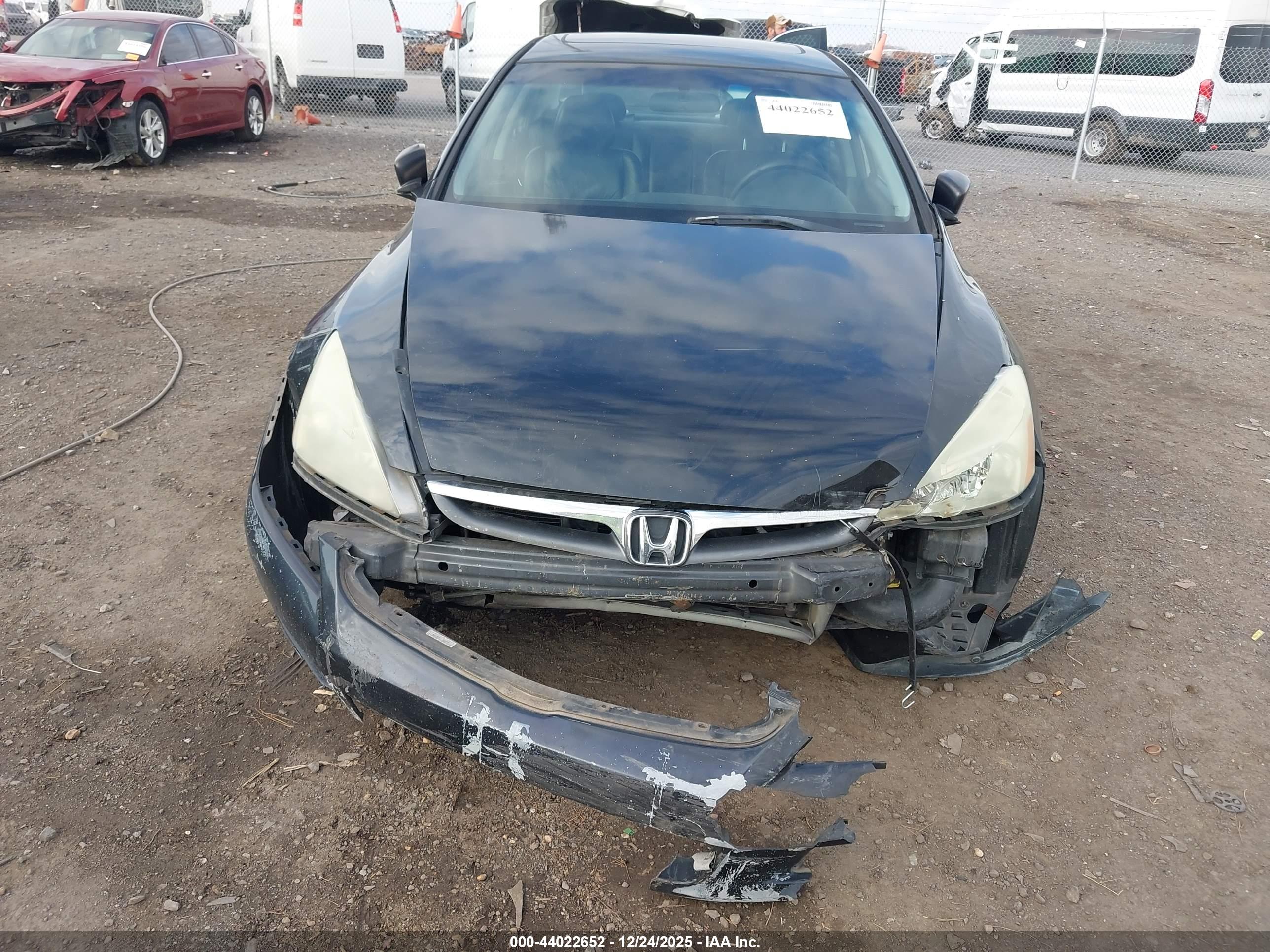 HONDA ACCORD image 6