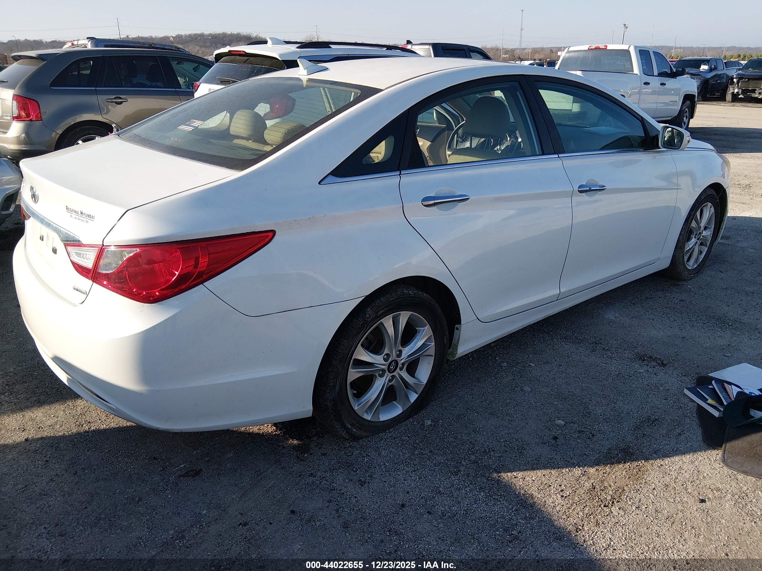 HYUNDAI SONATA image 4