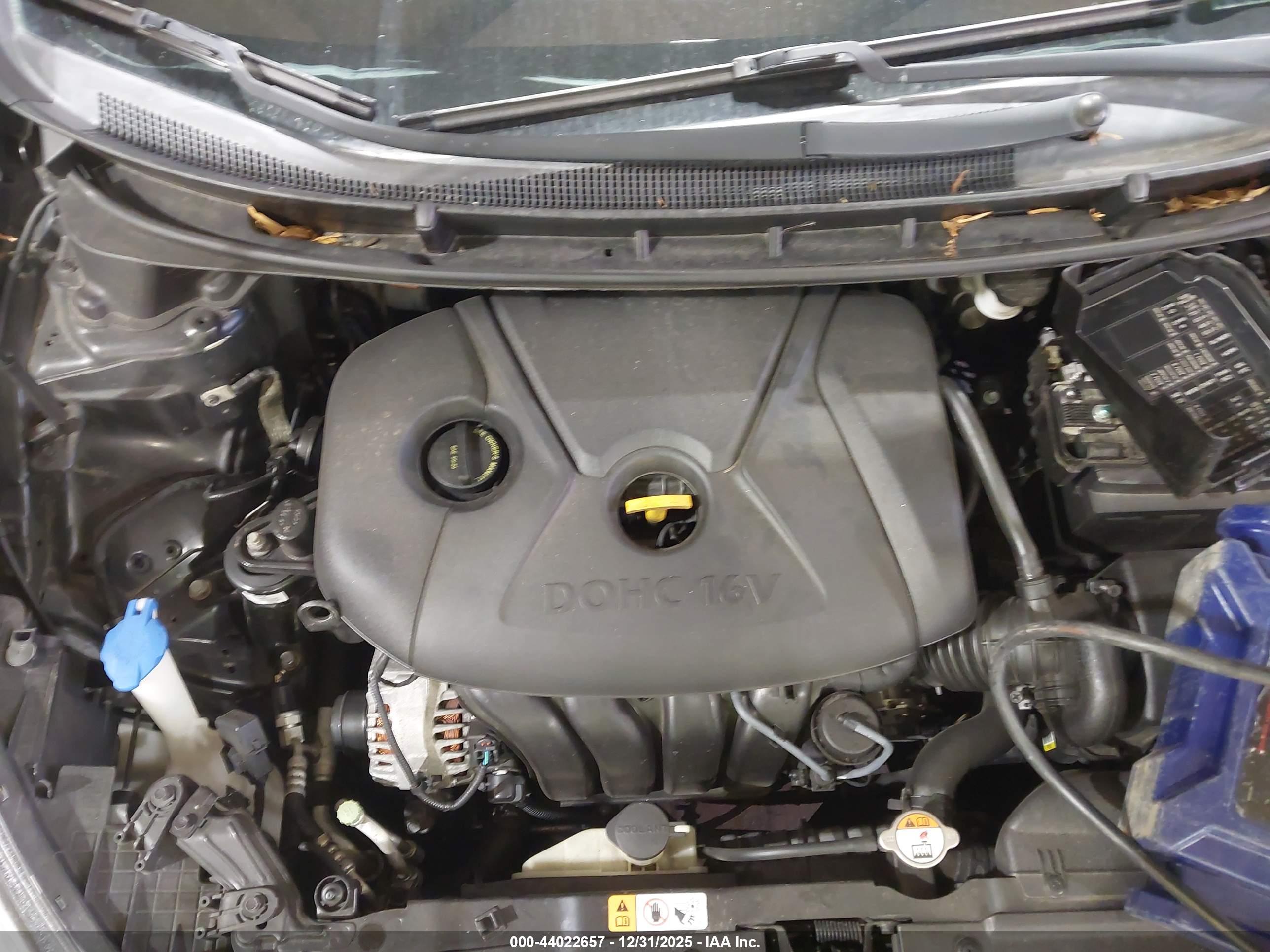 HYUNDAI ELANTRA image 10