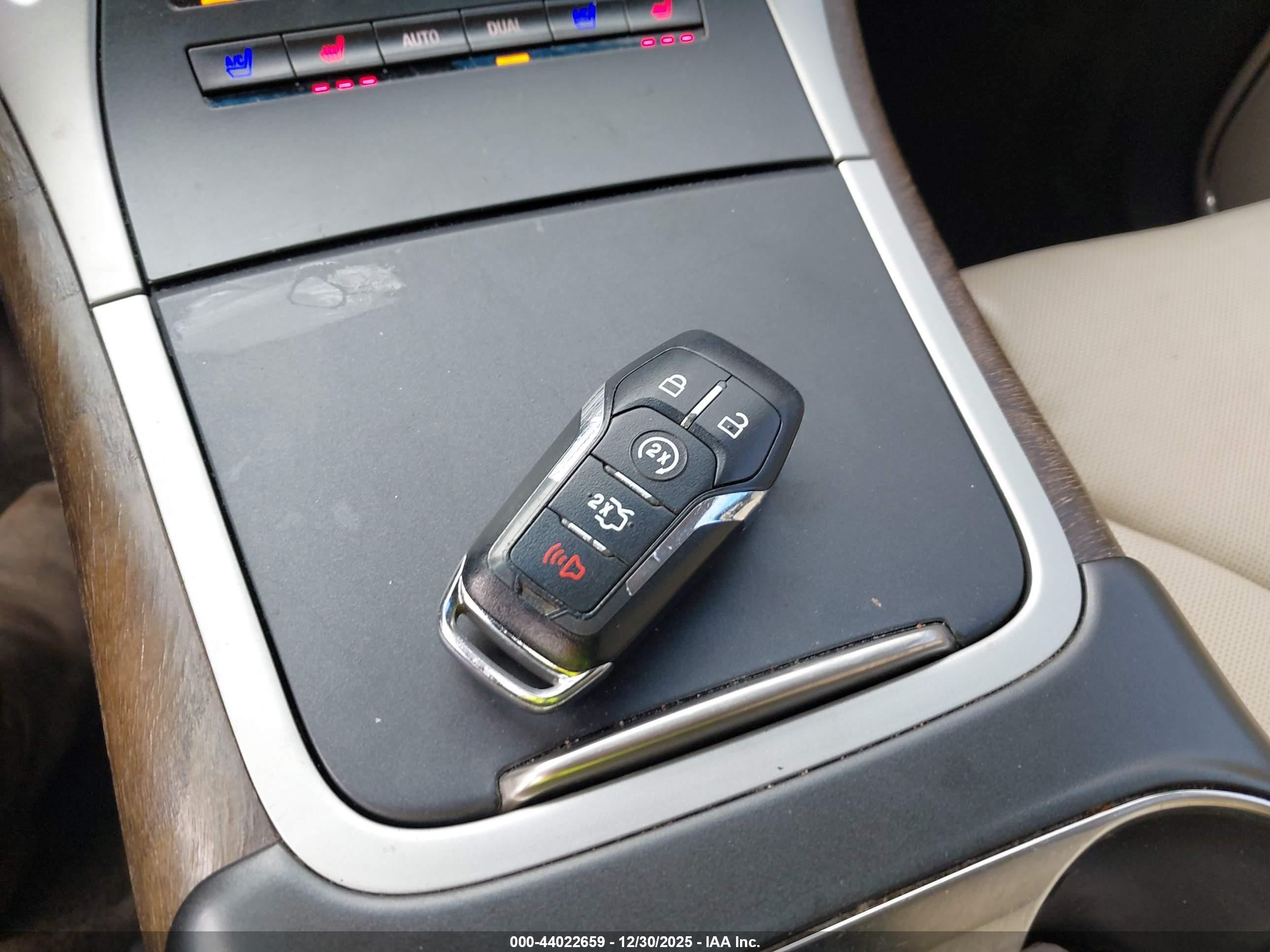 LINCOLN MKX image 11