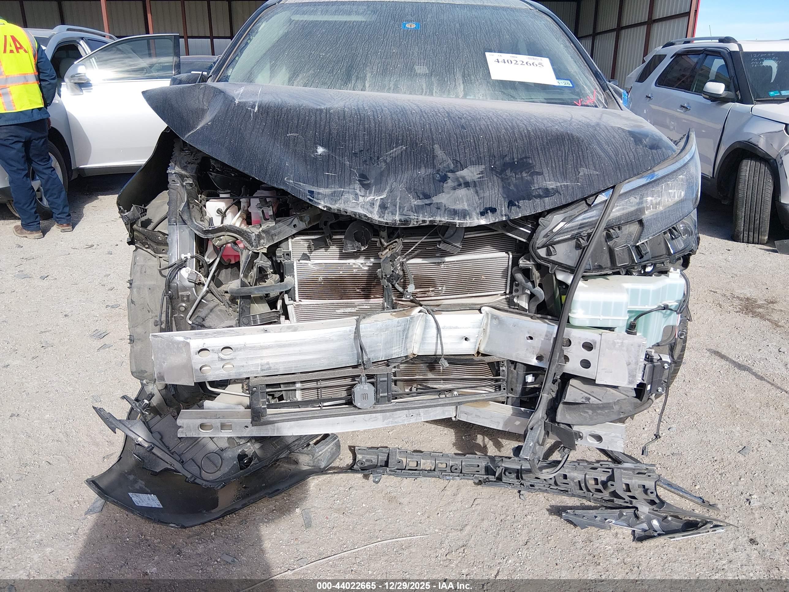 TOYOTA SIENNA image 6