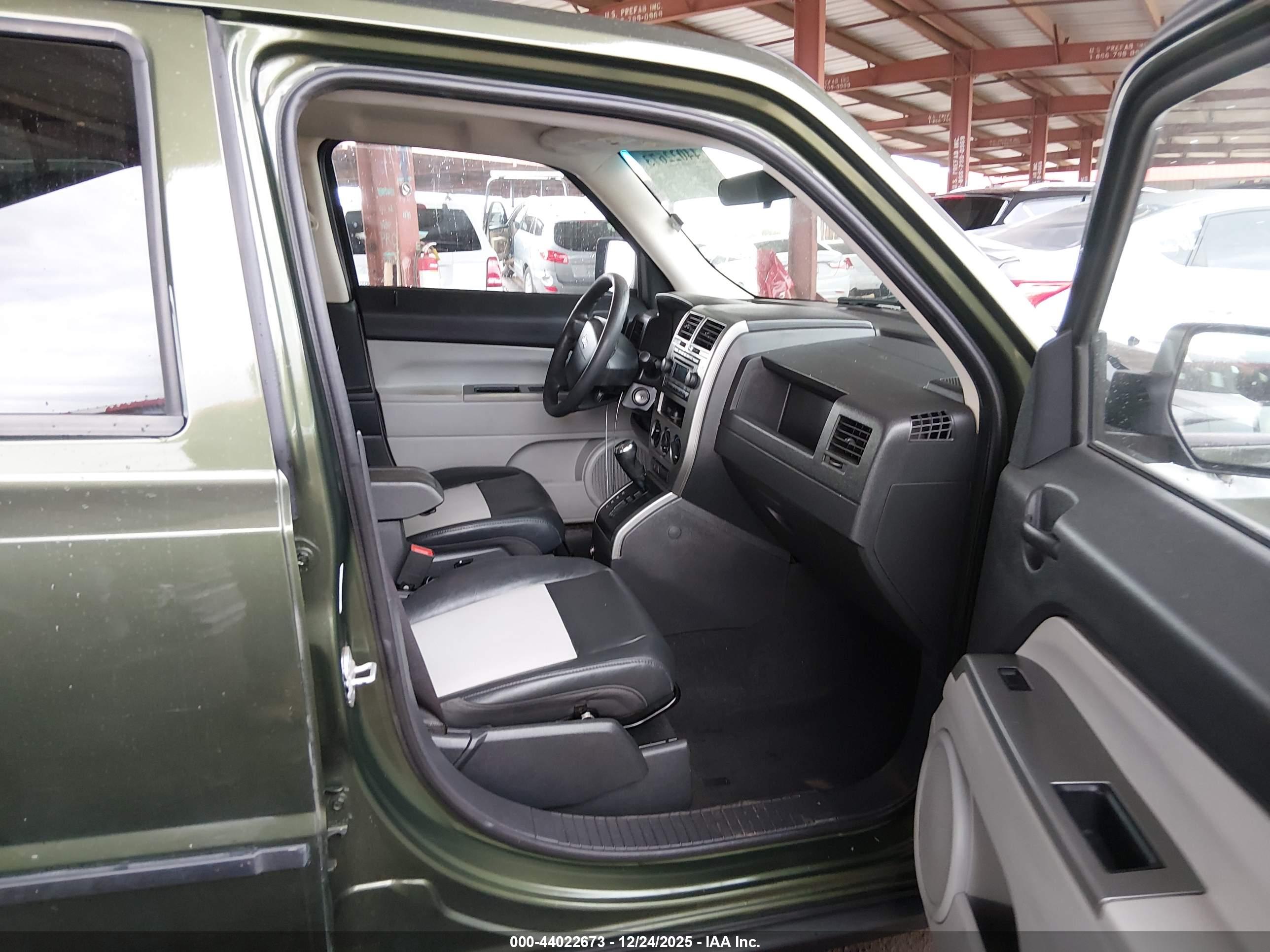 JEEP PATRIOT image 5
