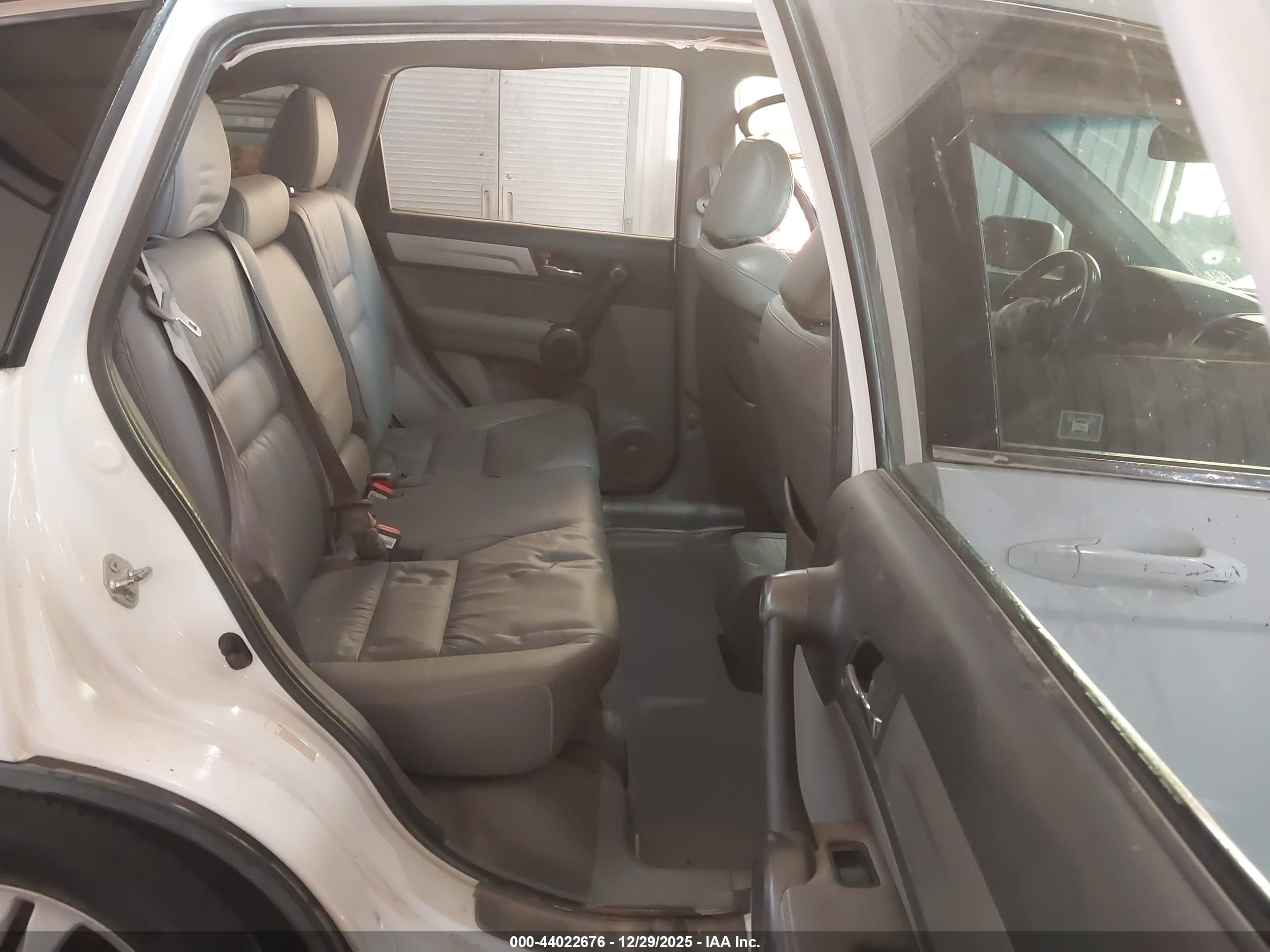 HONDA CR-V image 8