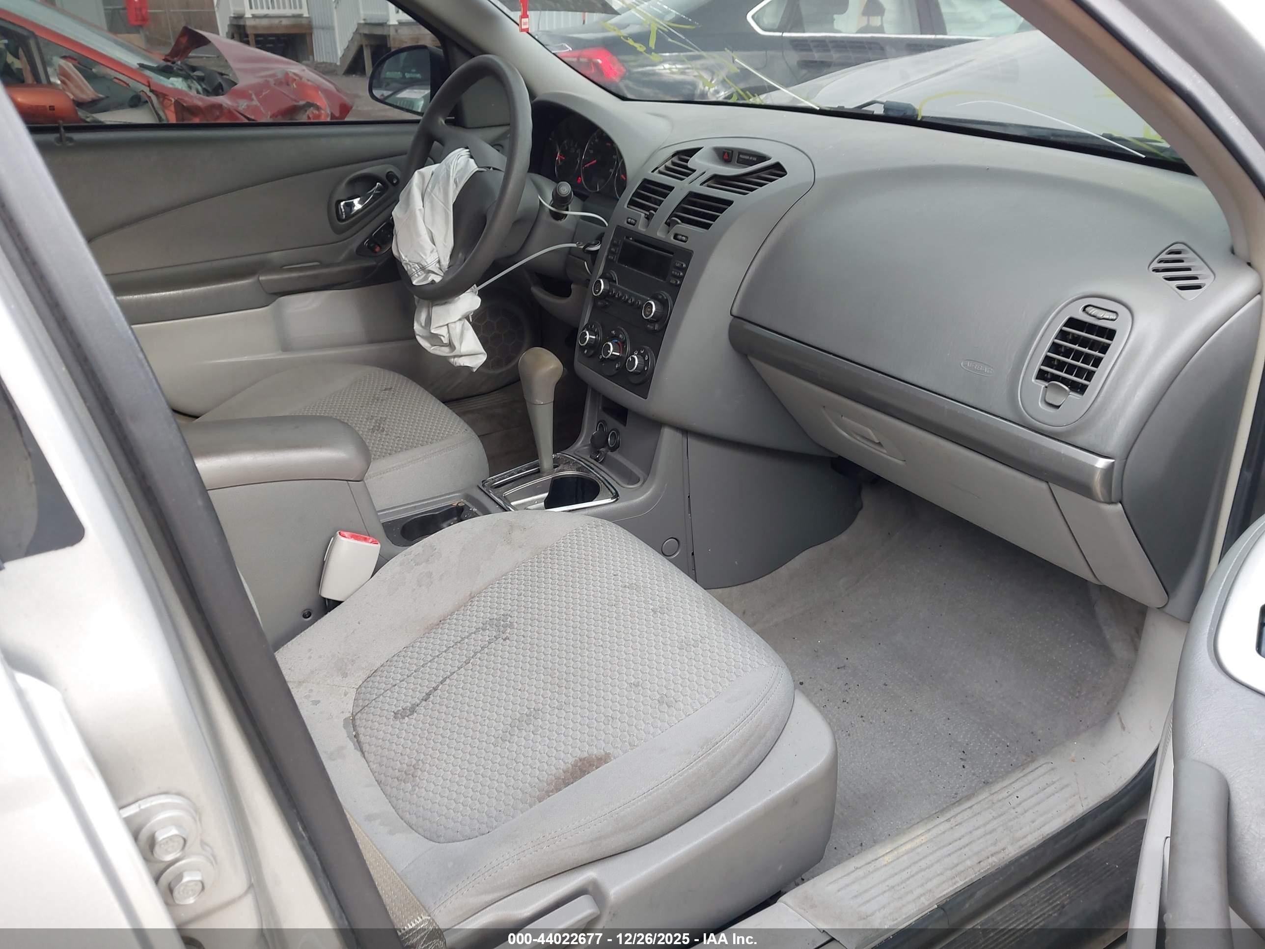 CHEVROLET MALIBU image 5