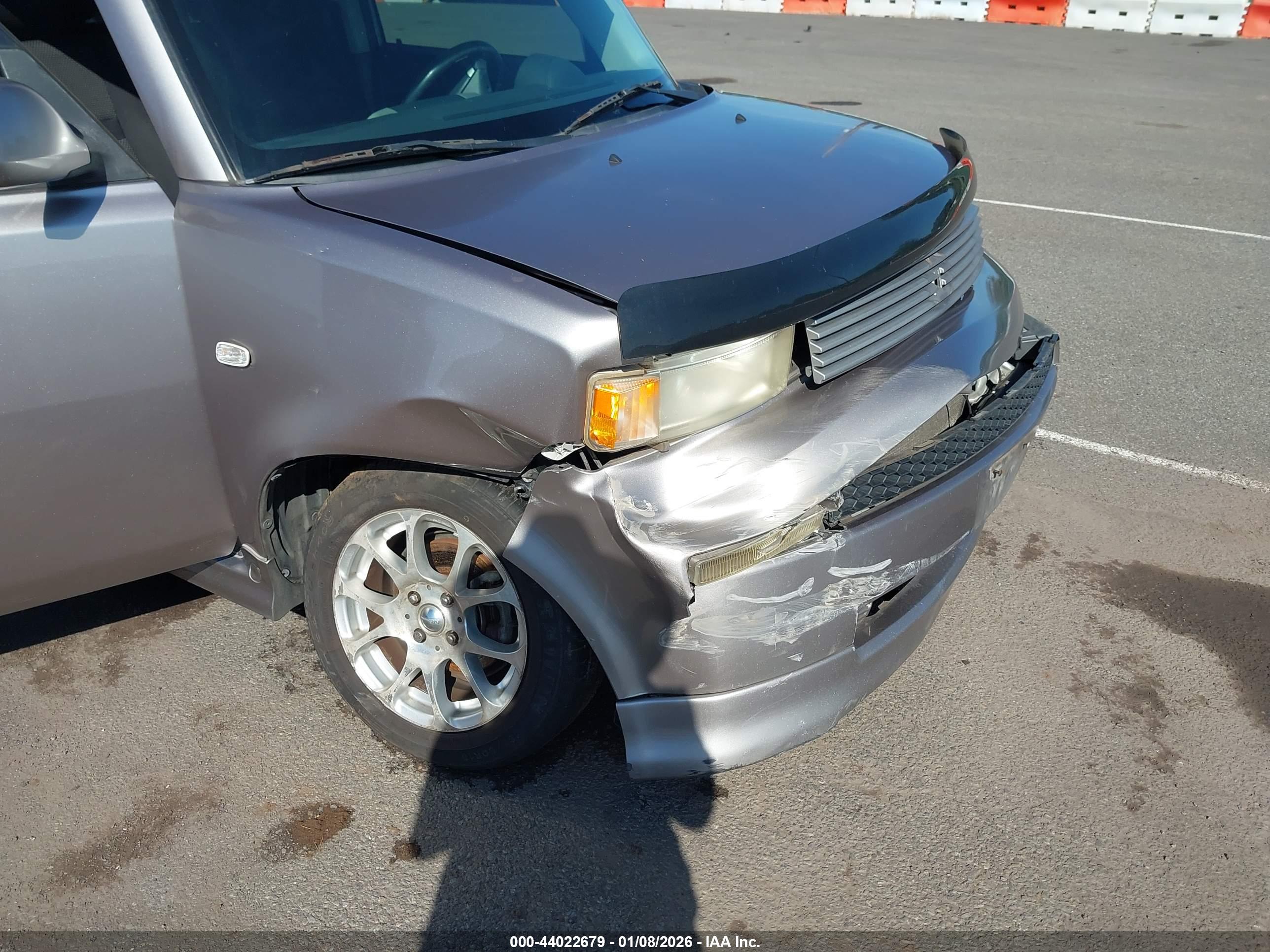 SCION XB image 6