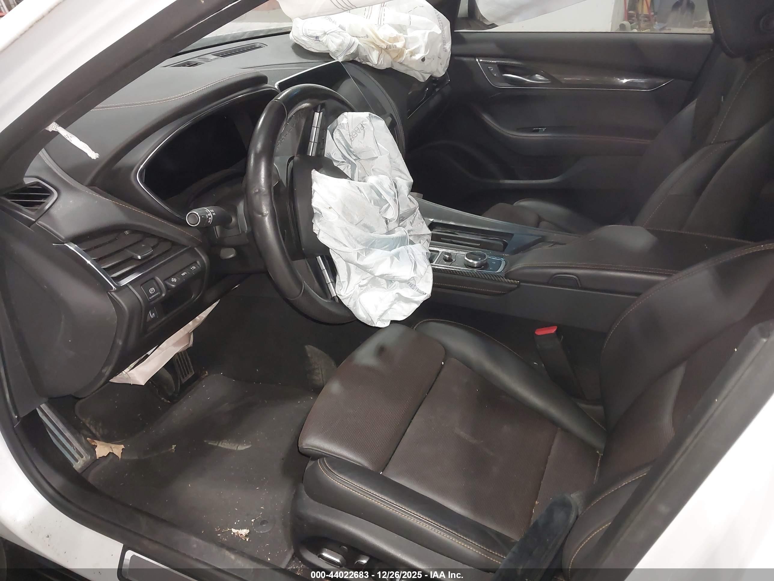 CADILLAC CT5 image 5