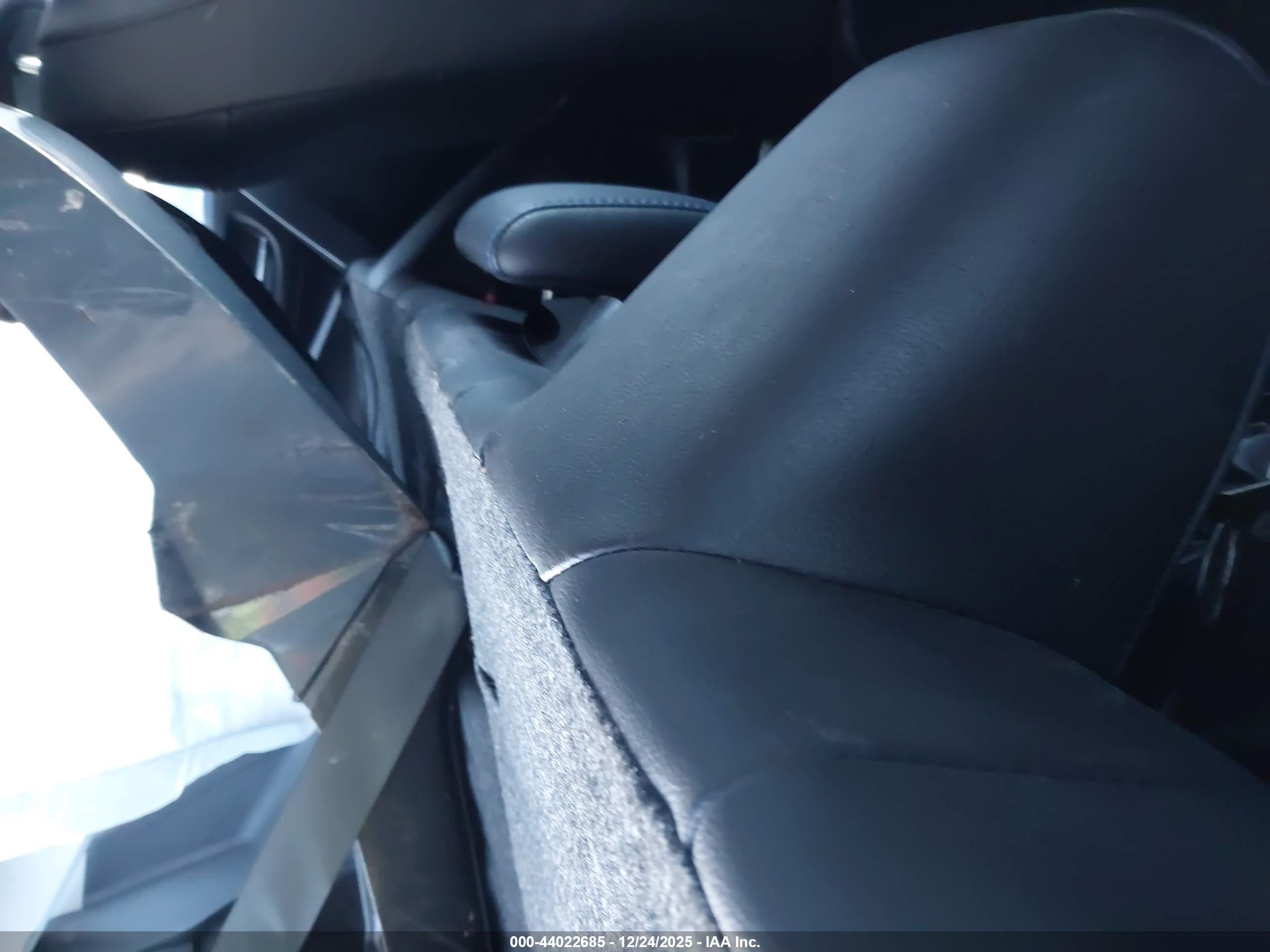 TOYOTA COROLLA image 8