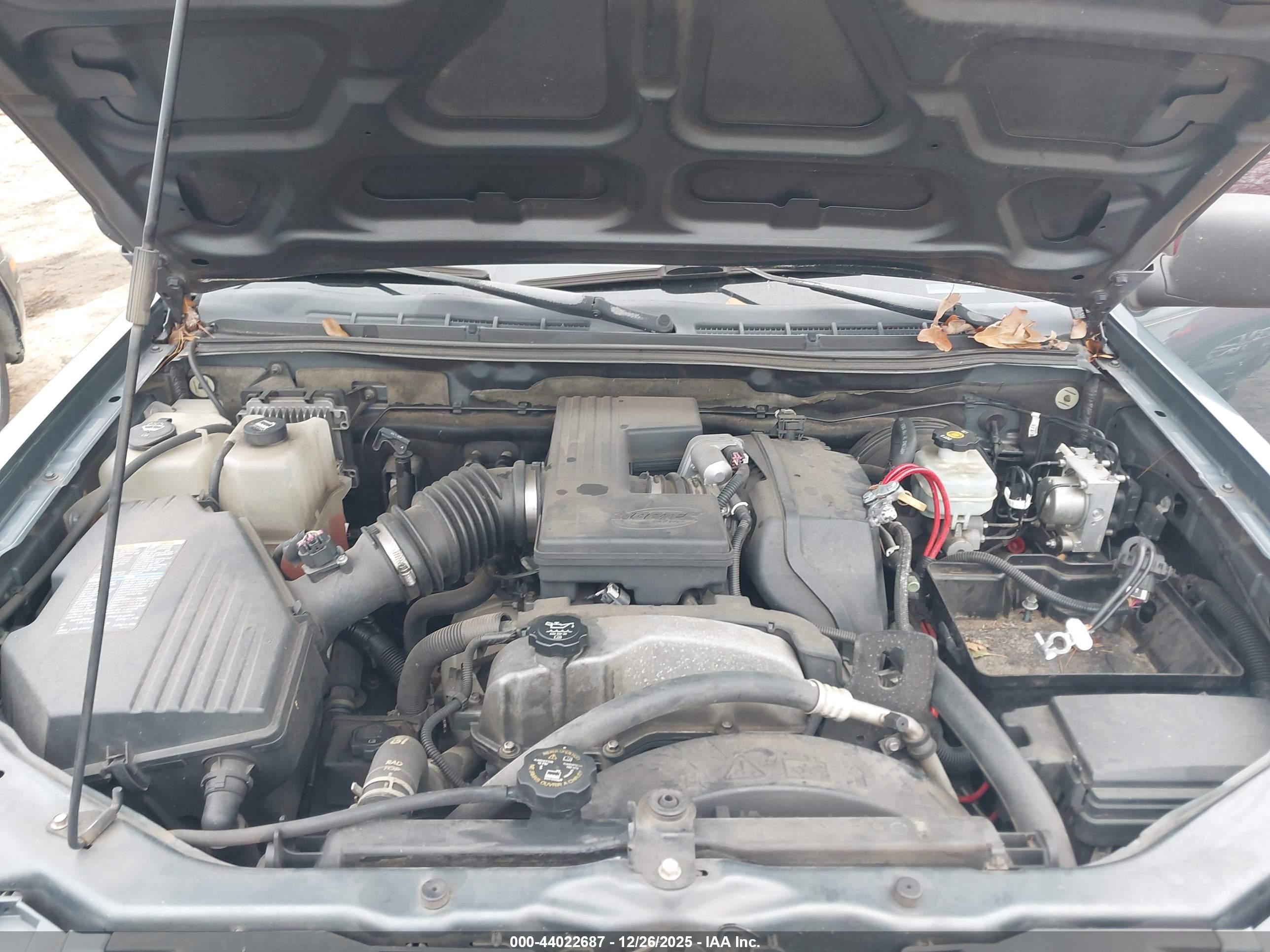 CHEVROLET COLORADO image 10