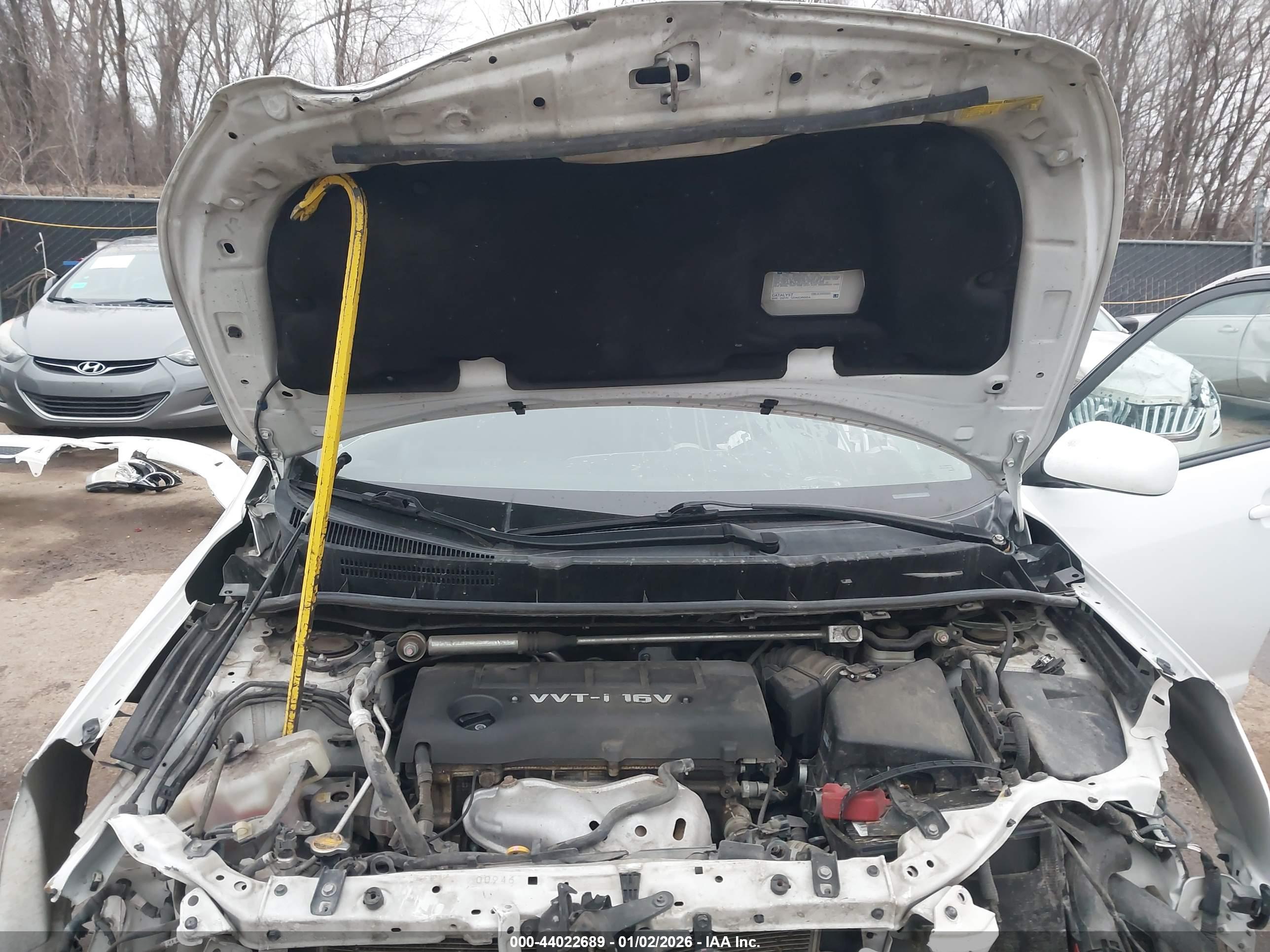 PONTIAC VIBE image 10