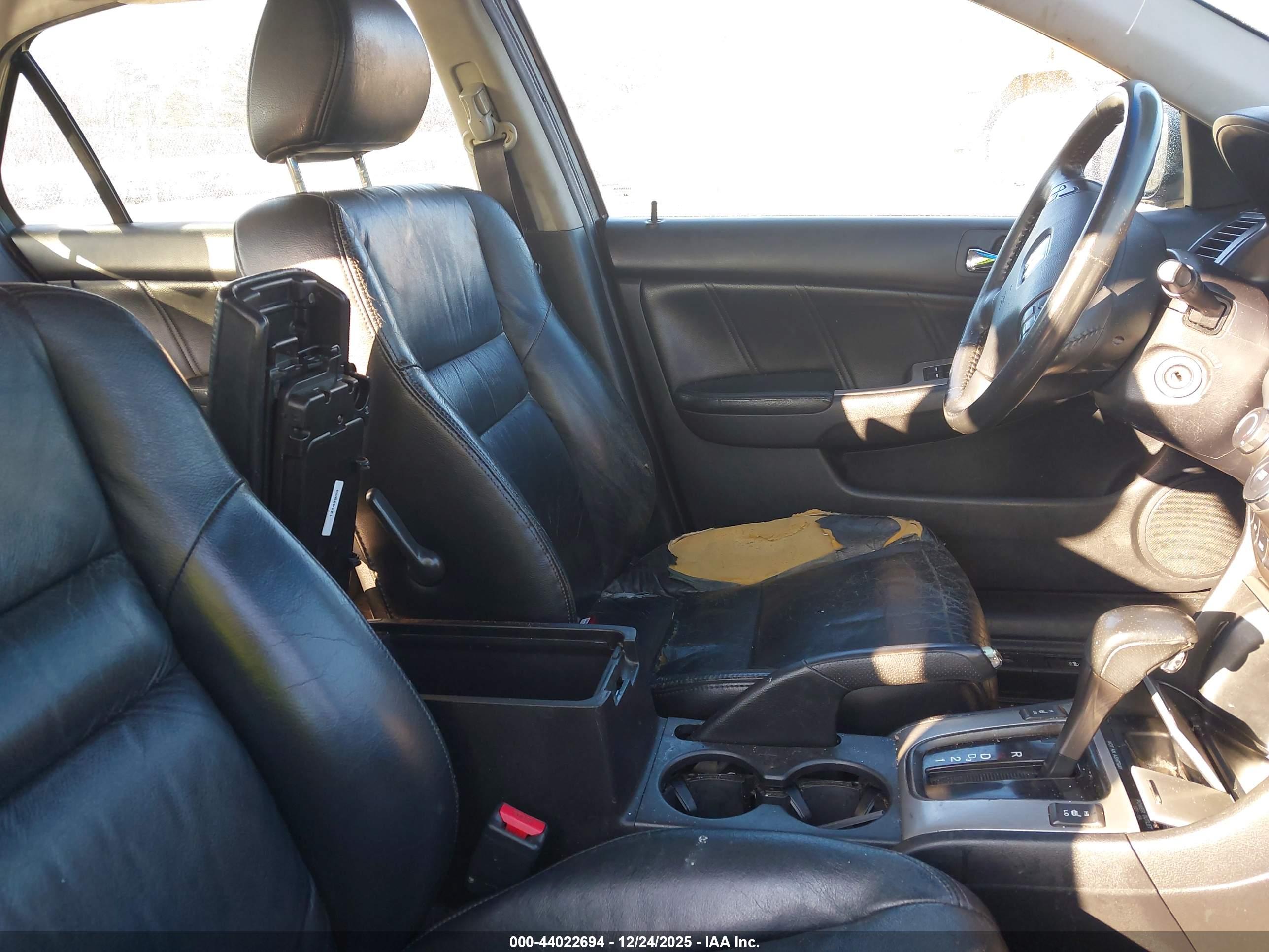 HONDA ACCORD image 5