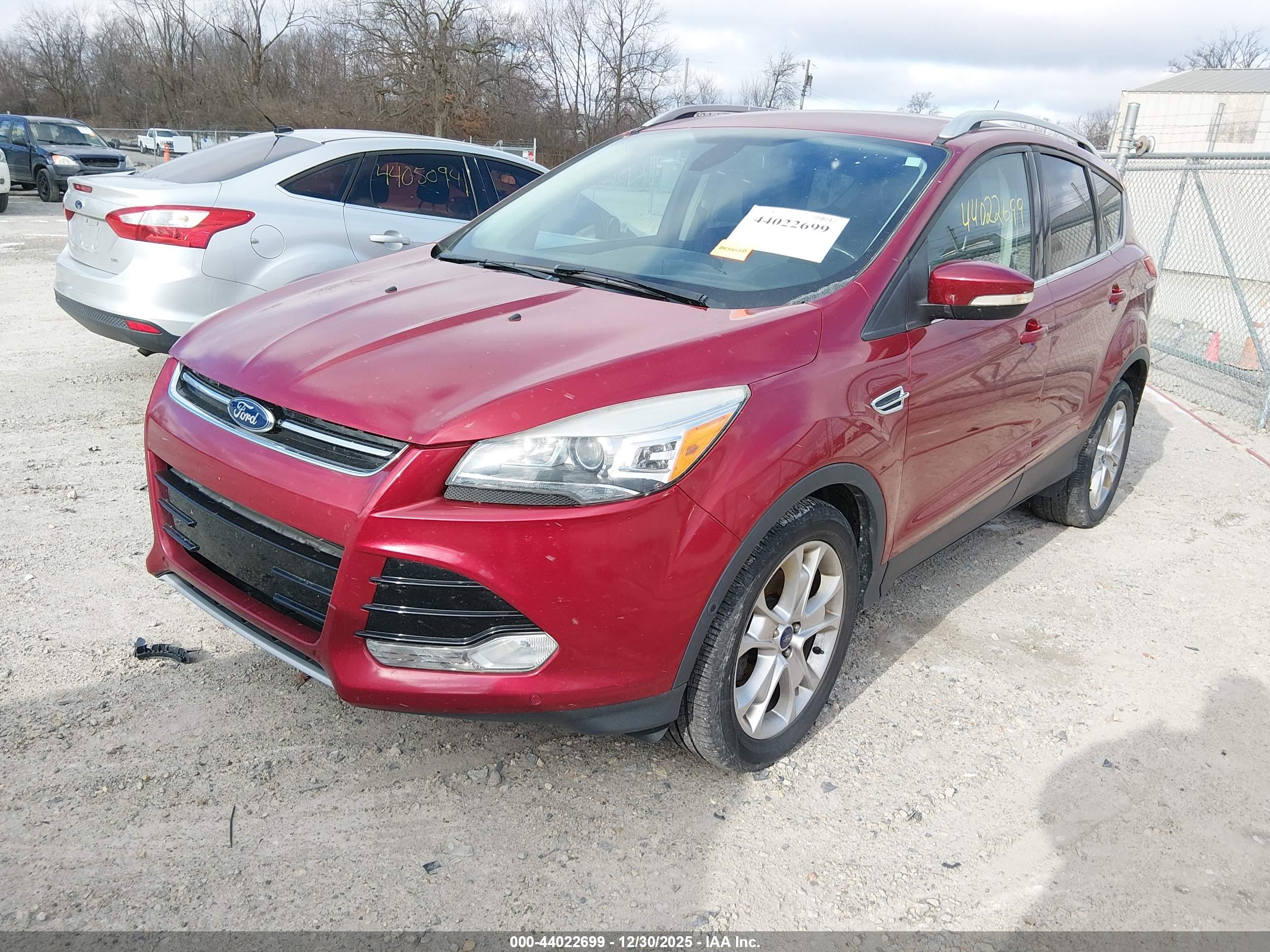 FORD ESCAPE image 2