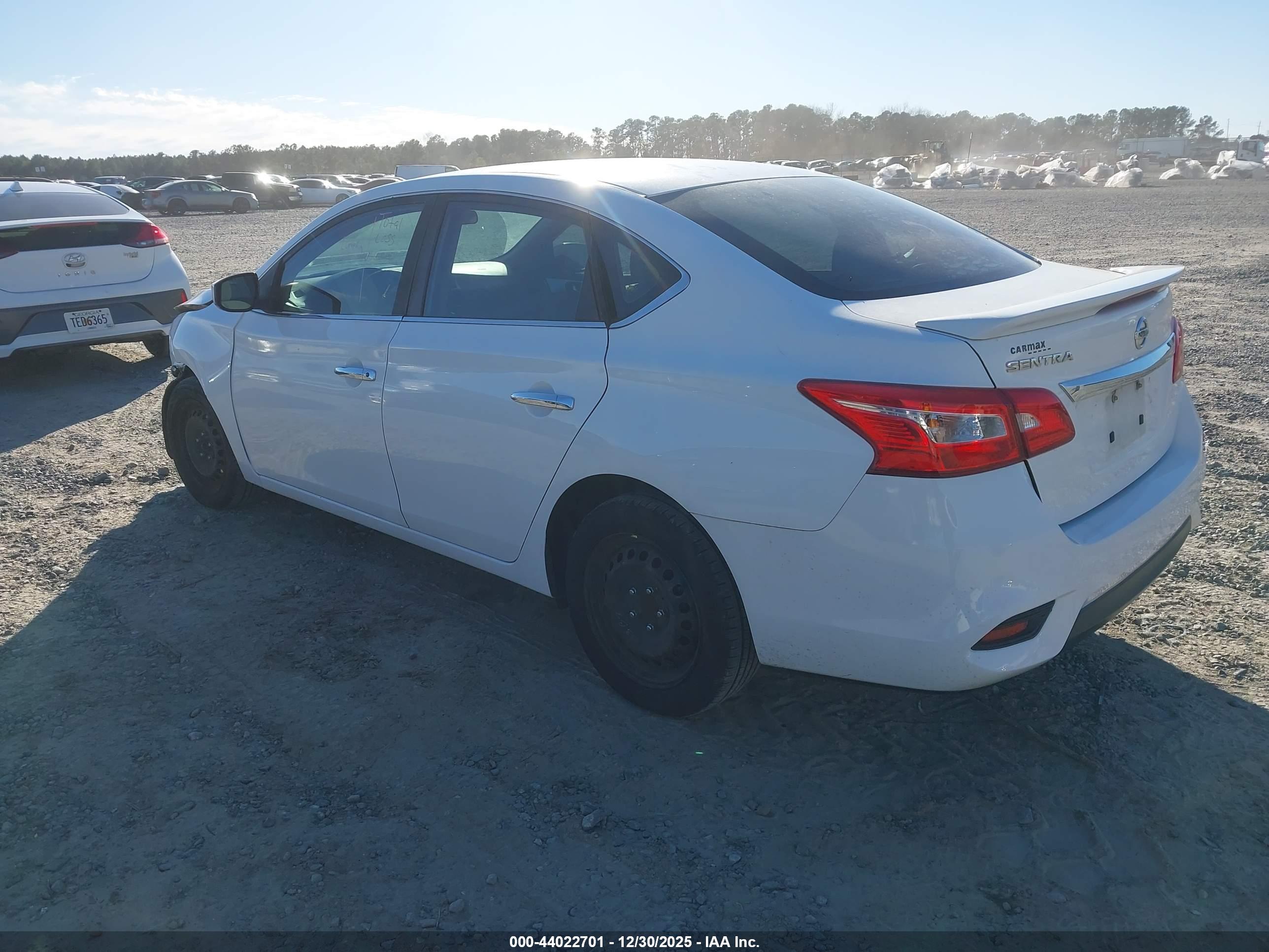 NISSAN SENTRA image 3